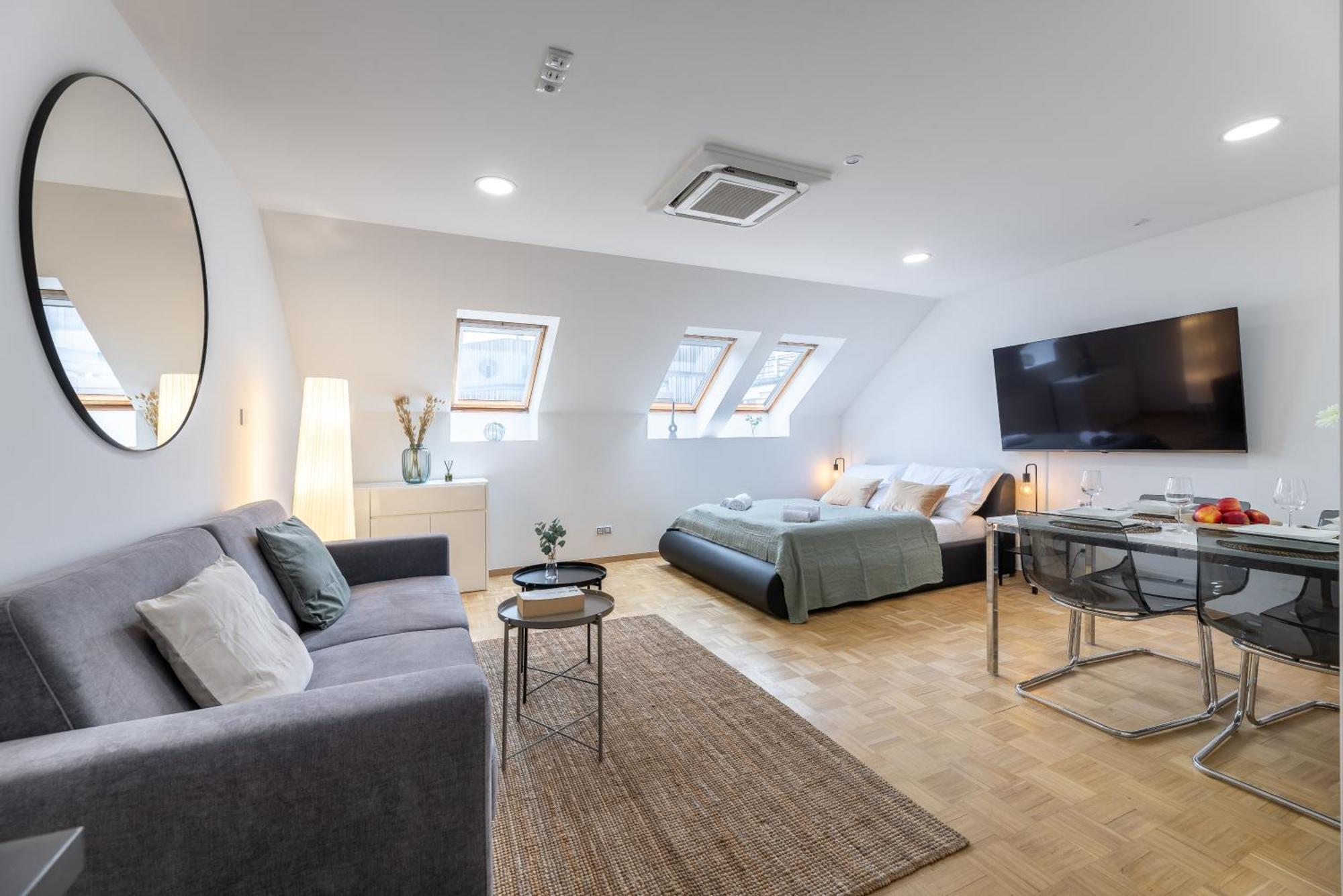 Kip Old Town Modern With Free Parking & Ac * Prag