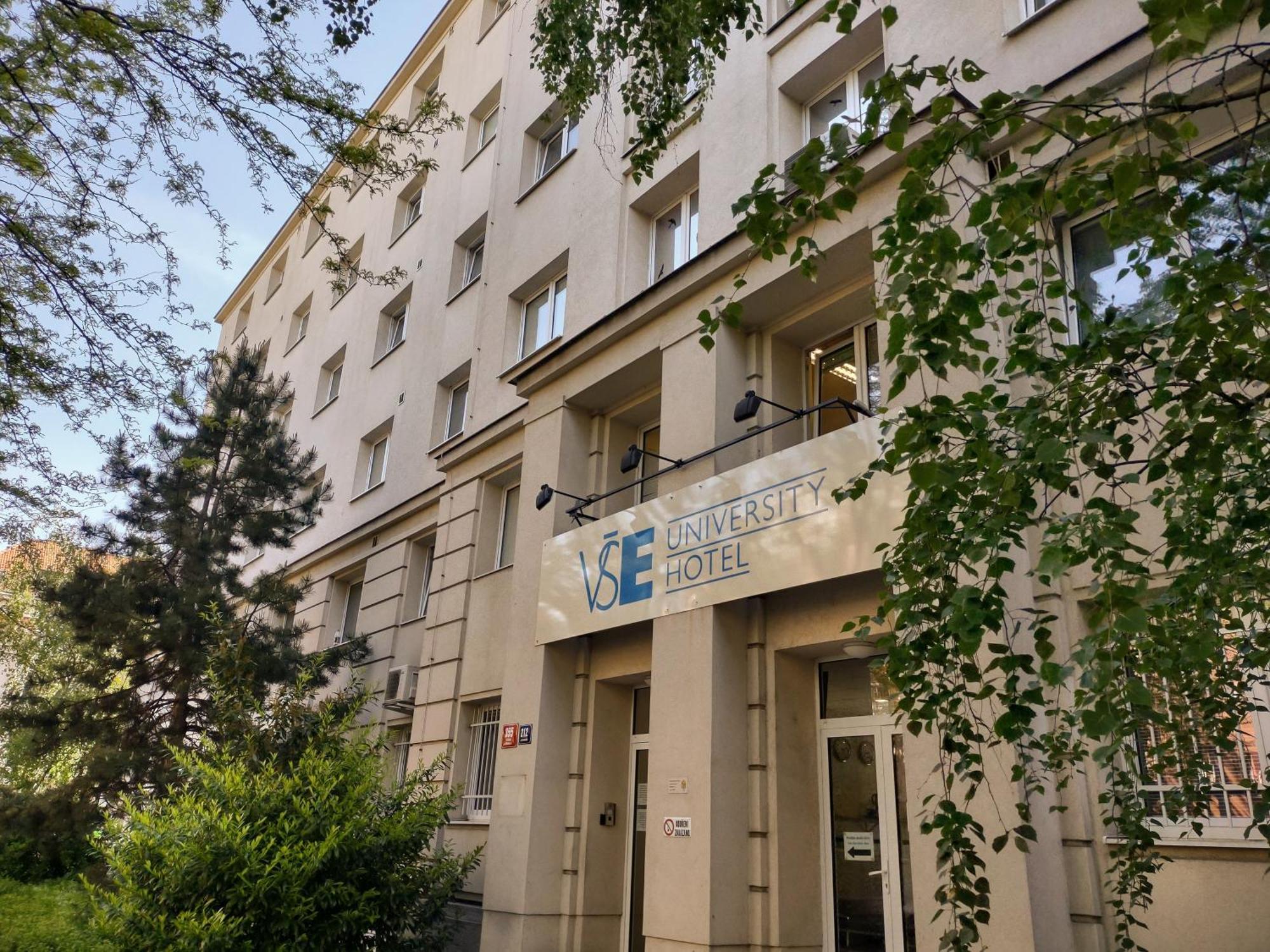 University Hotel