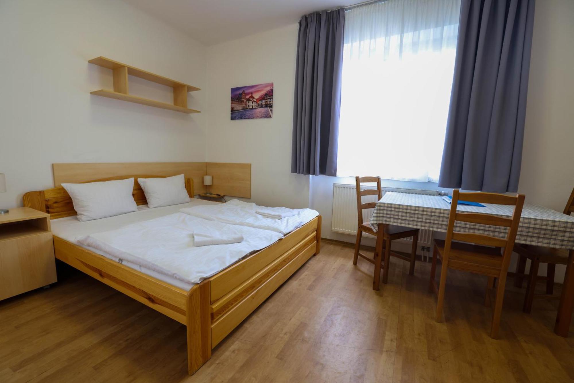University Hotel Hotel 2*