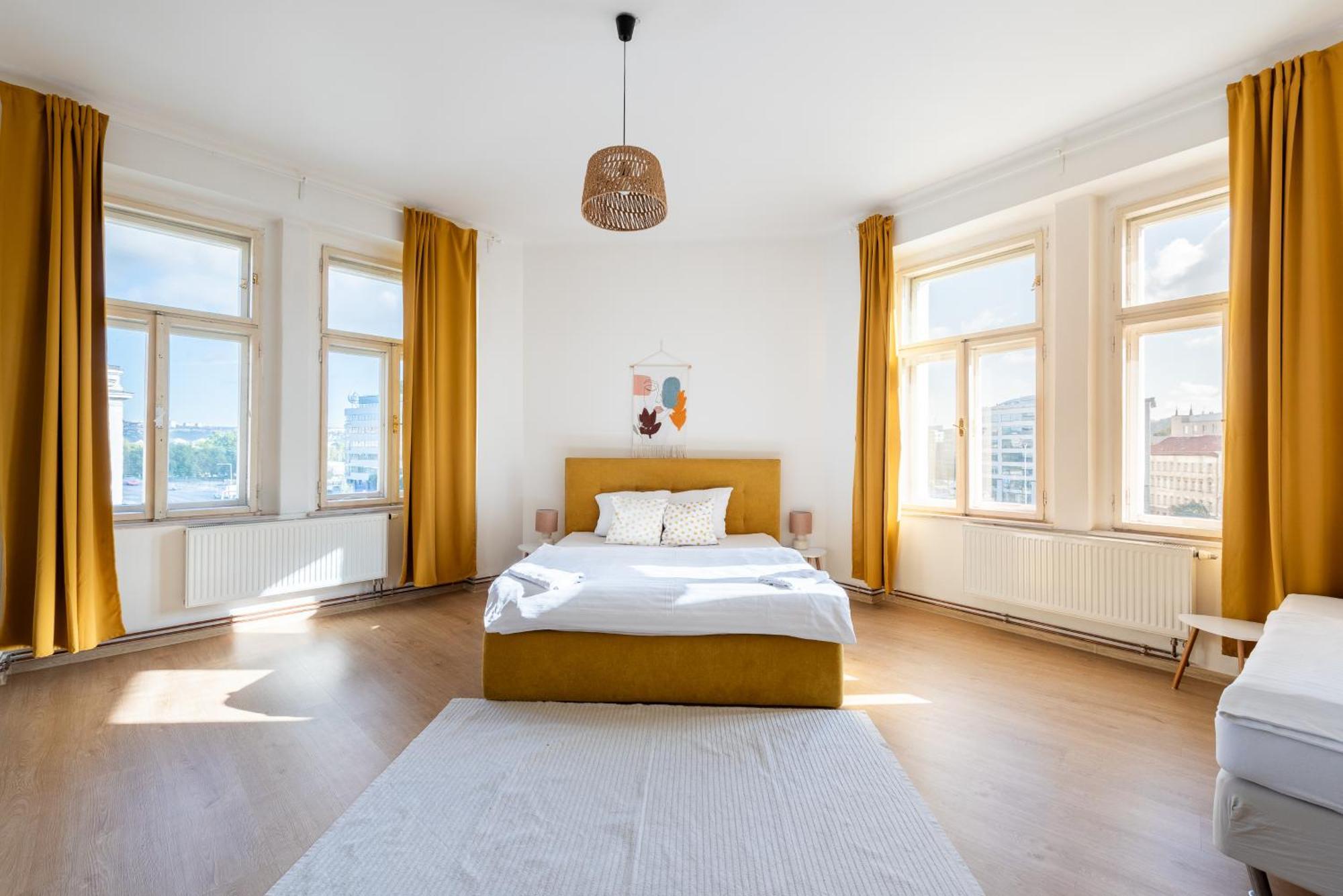 Aparthotel Tesnov