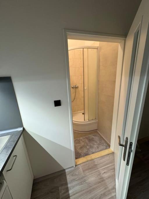 Apartment Apartmen-квартира *