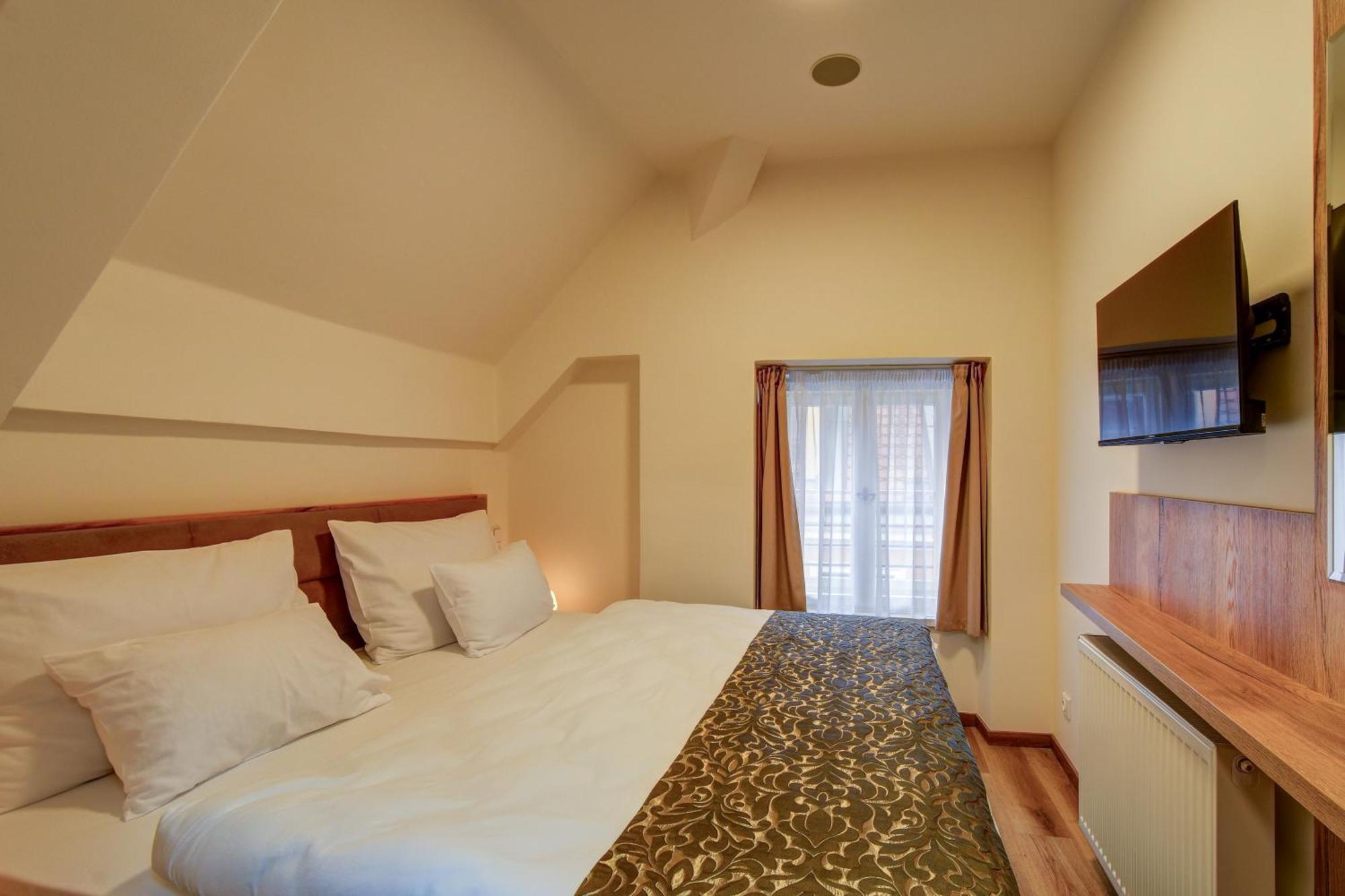 Karlova Hotel