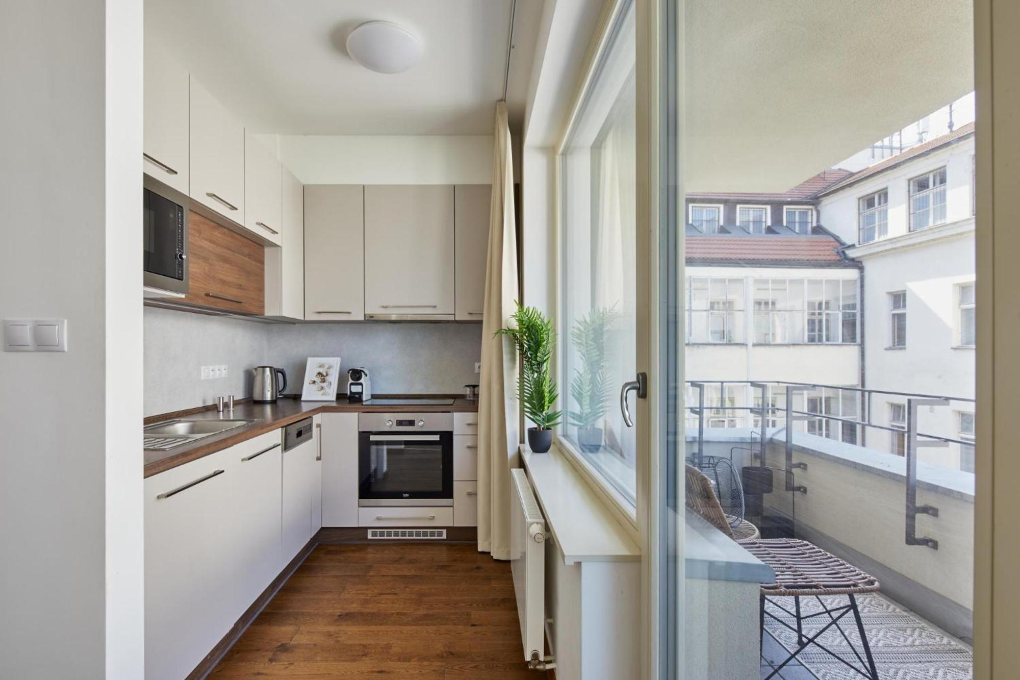 Days Apartment Prague
