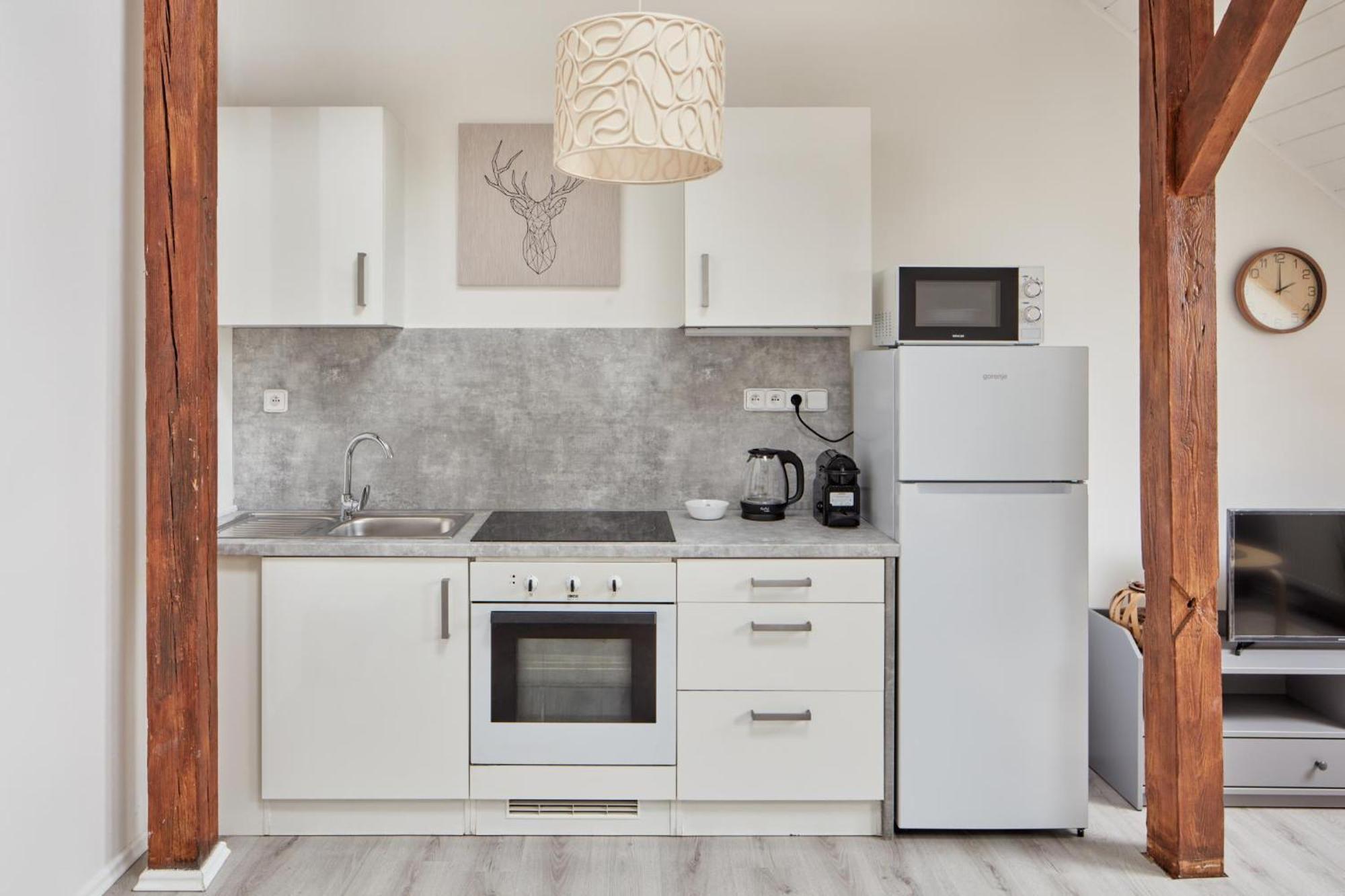Days - Bright - Fast Wifi - Quiet Area Apartment *