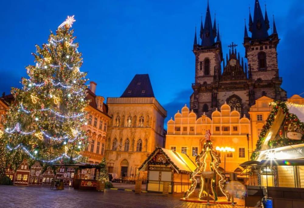 High-class Rooftop Apt. With Spacious Terrace Praga