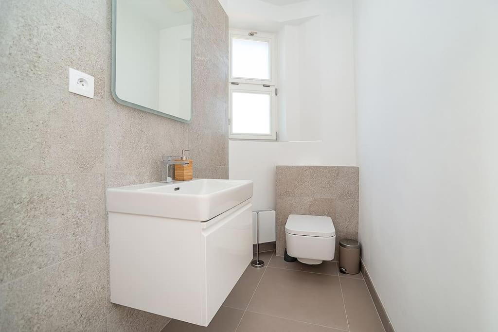 High-class Rooftop Apt. With Spacious Terrace Appartement Prague