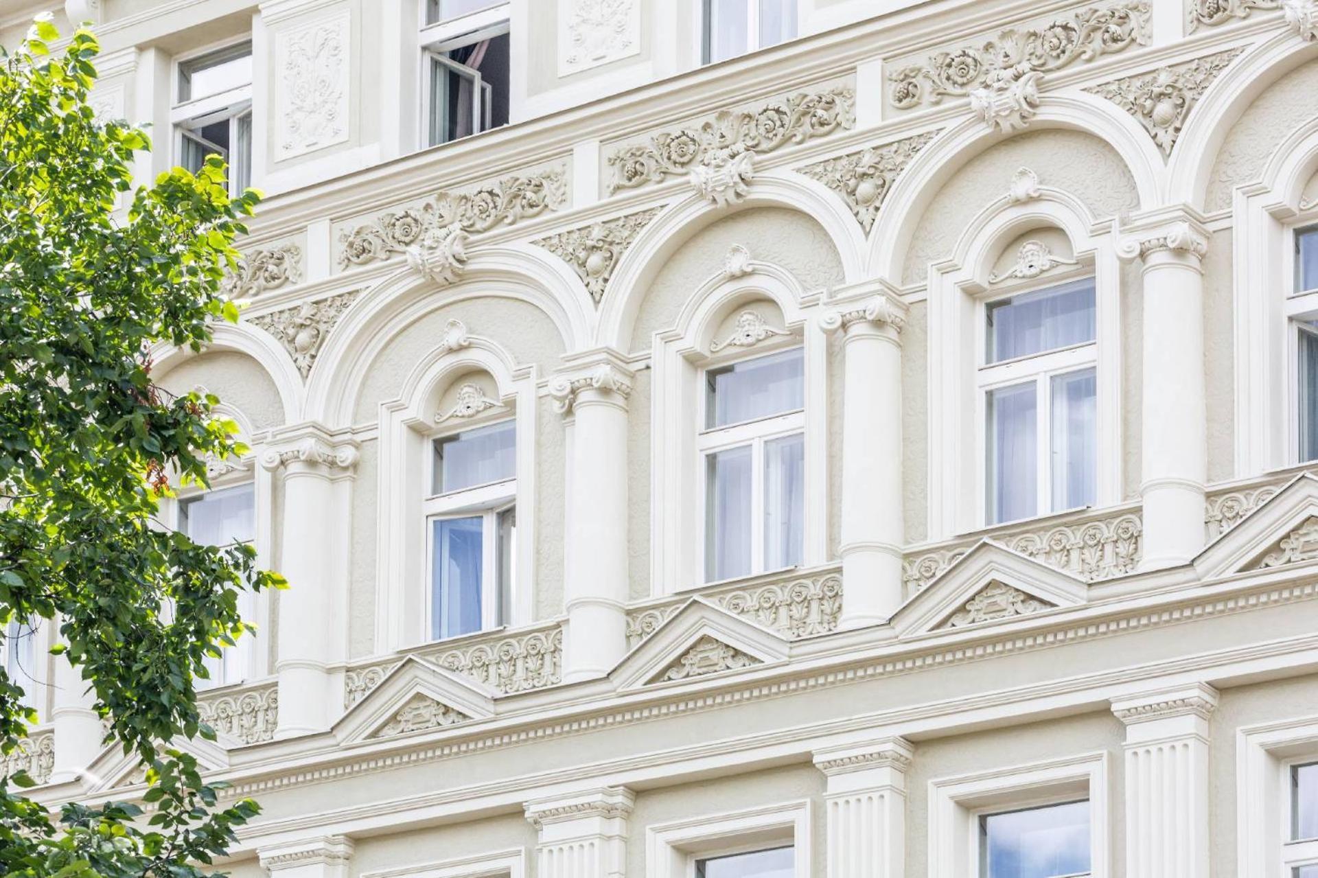 Stunning In Wenceslas Square Apartment Prag