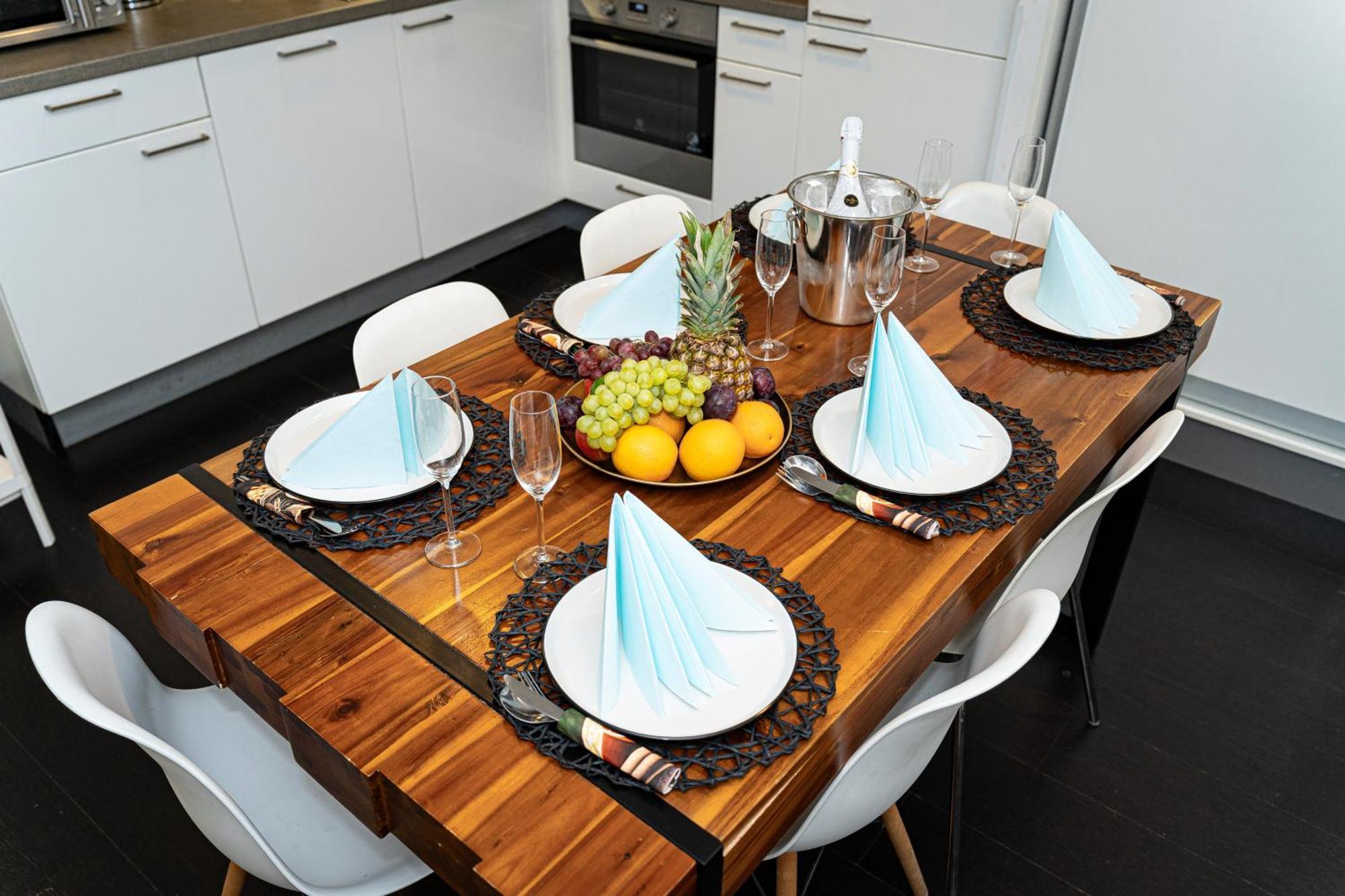 Kingdom Silver Deluxe Apartment
