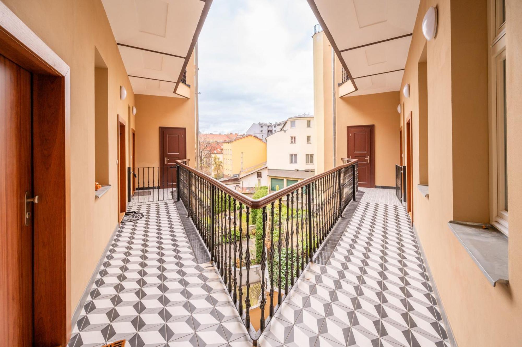 Seifertova By Willstay Apartment