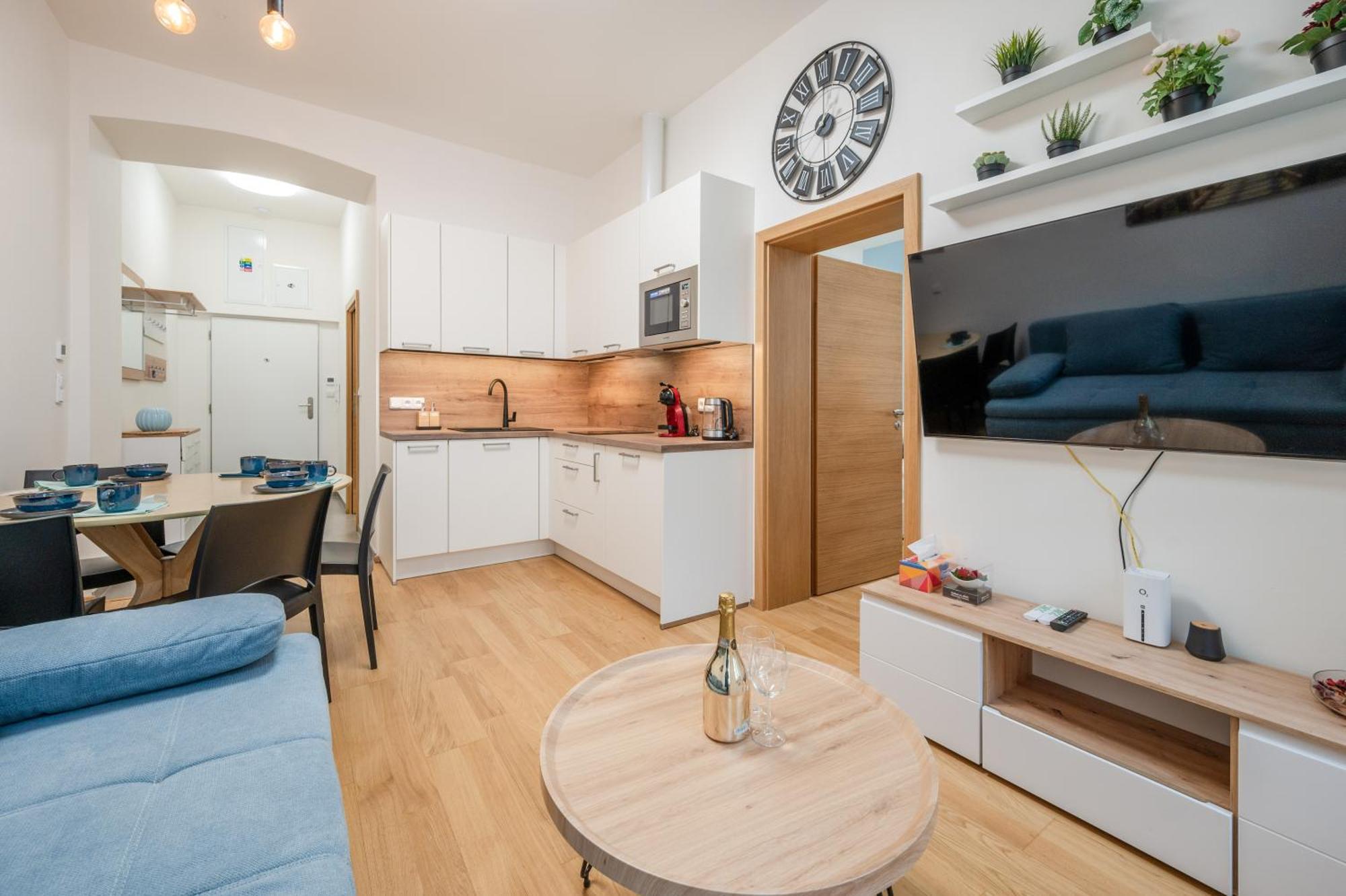 Seifertova By Willstay Apartment