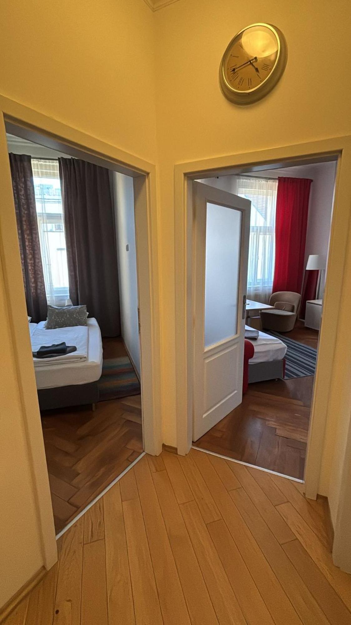 Aparthotel The Republic