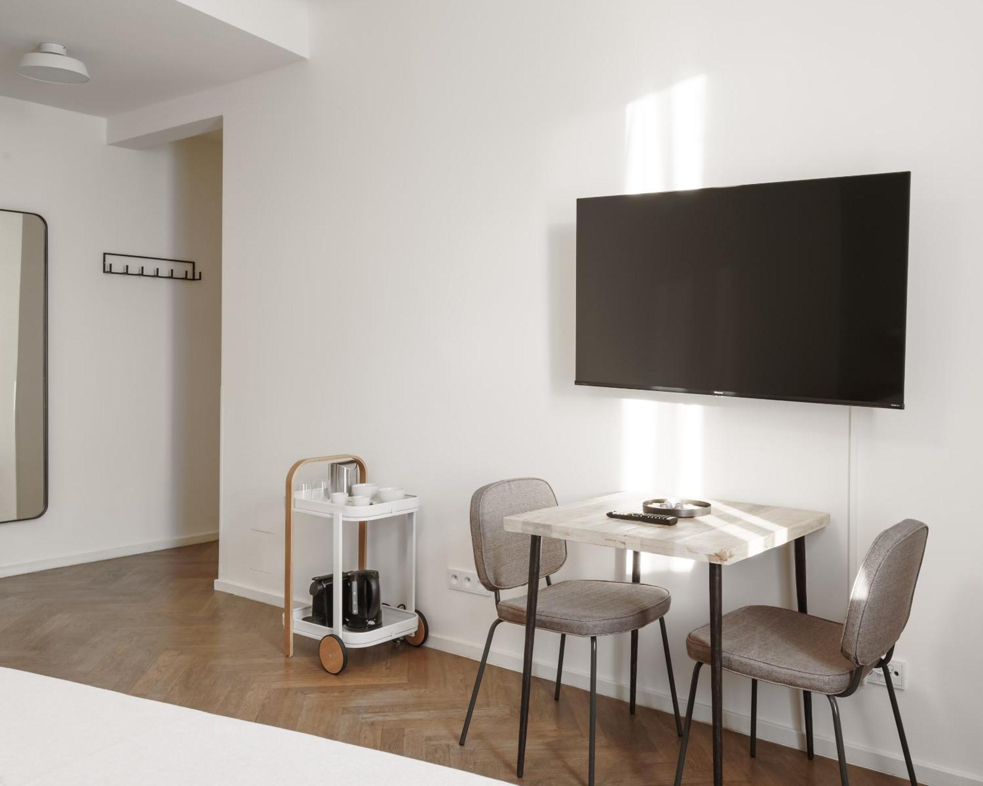 Limehome Halkova Aparthotel Prague