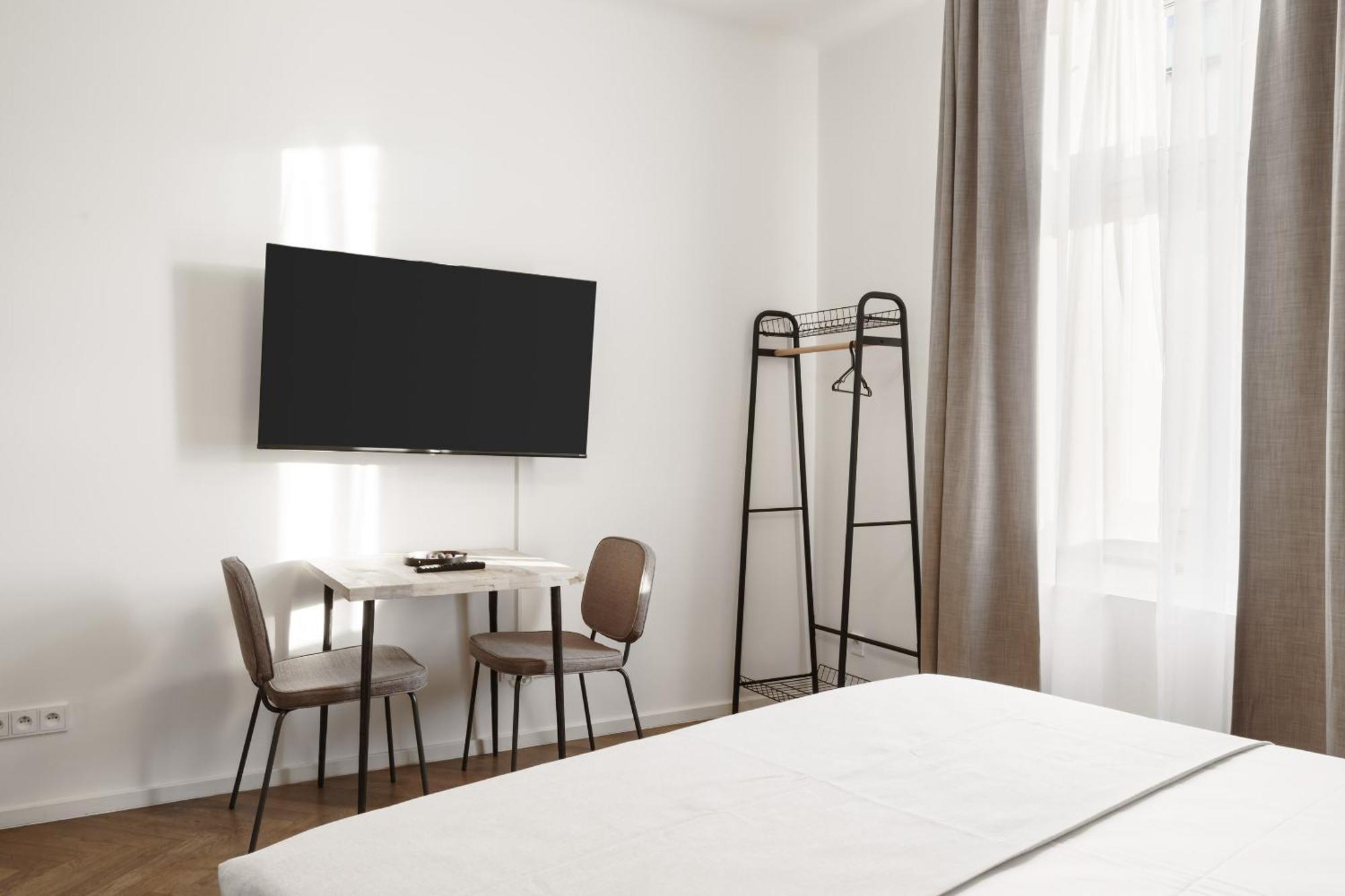 Limehome Halkova Aparthotel Prague
