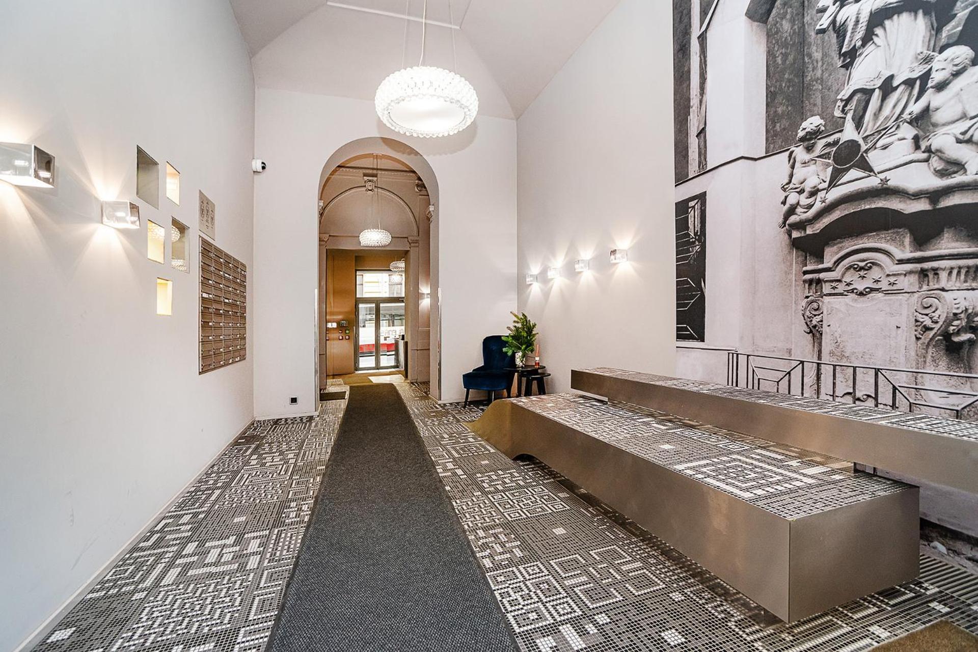 Apartment Stunning Designer With Terrace Prague
