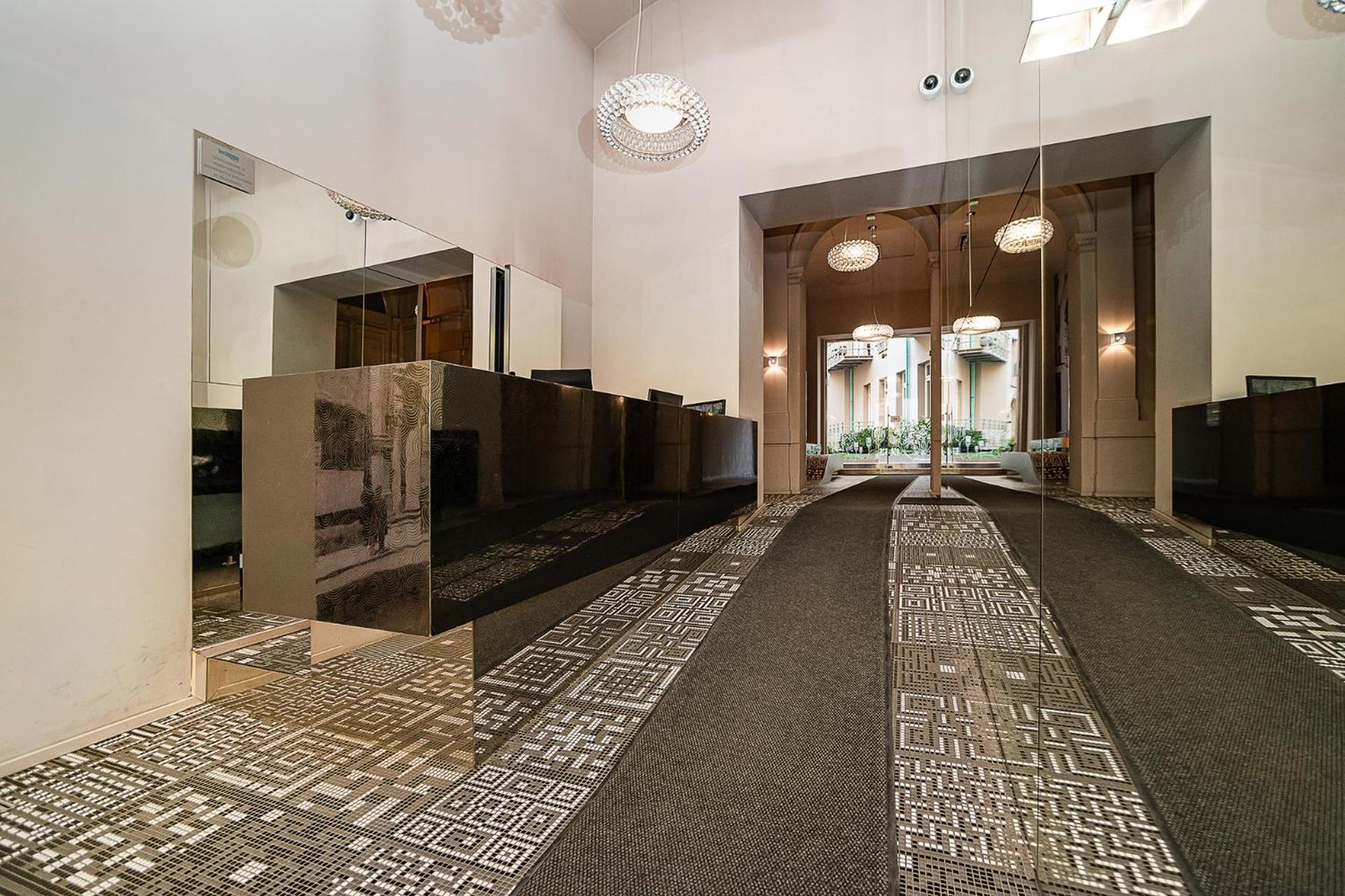 Stunning Designer With Terrace Prague