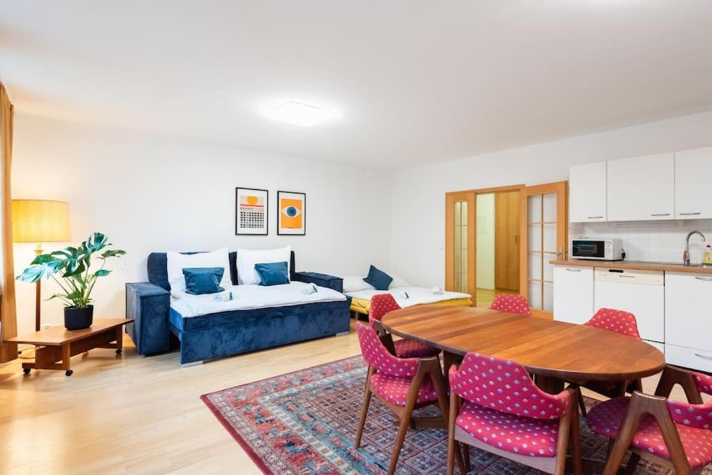 Bliss Apartment *
