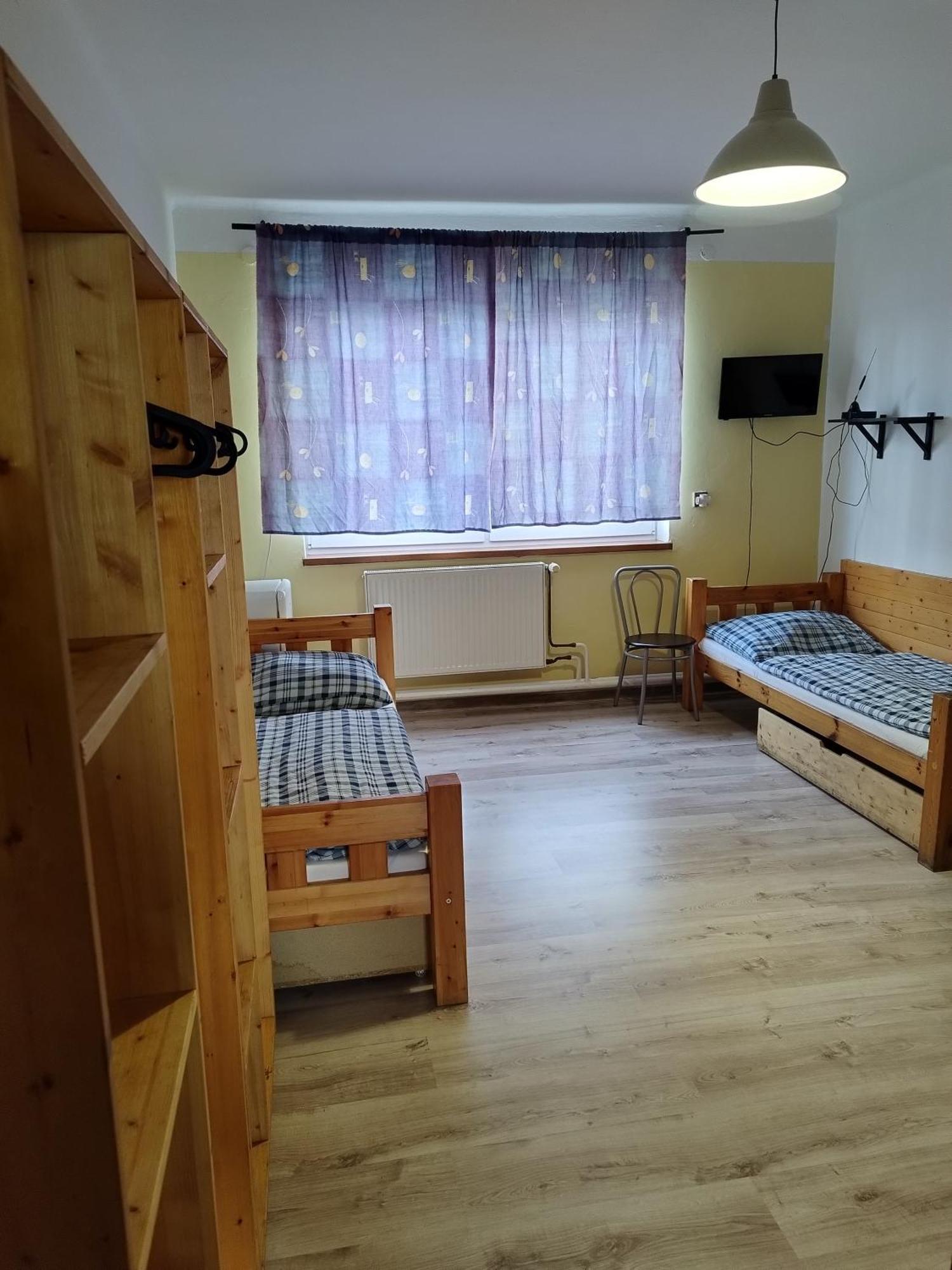 Ubytovna-hostel- Imos * Prague