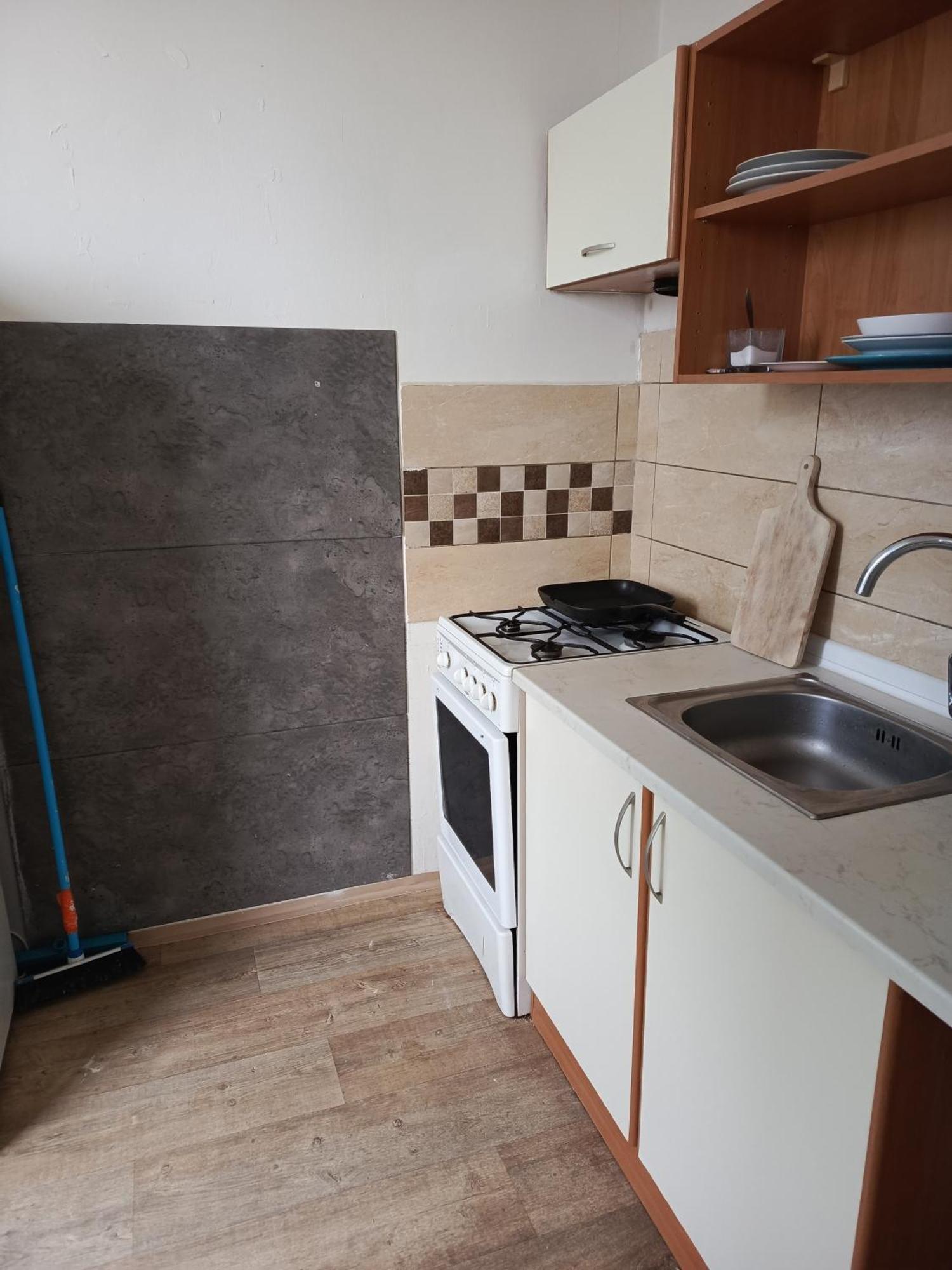 Apartment Apartman Pokoj - 01