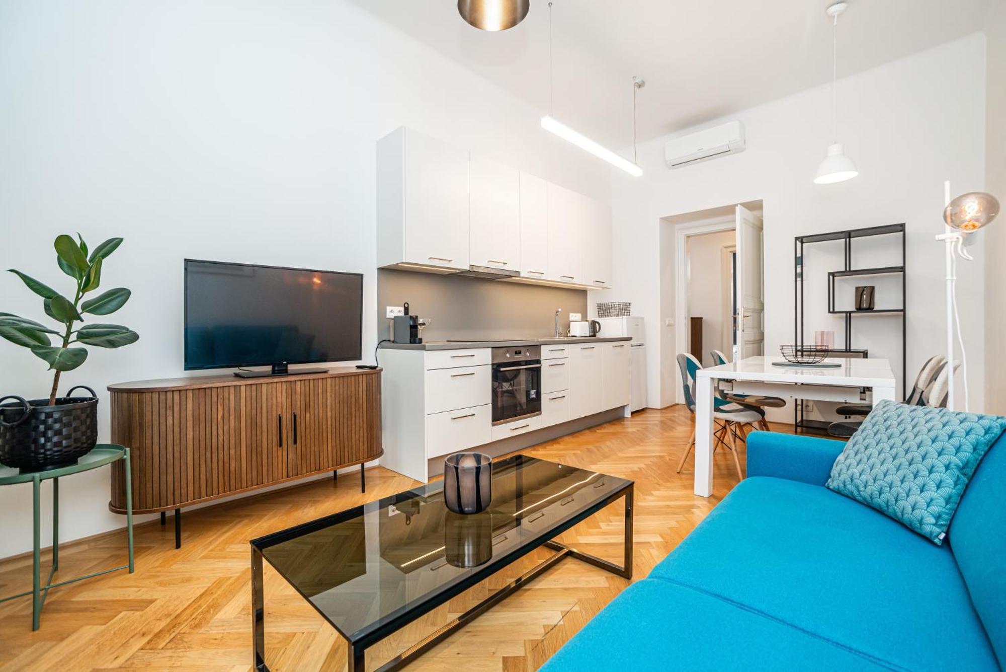 Apartment Cute With The Terrace And Ac