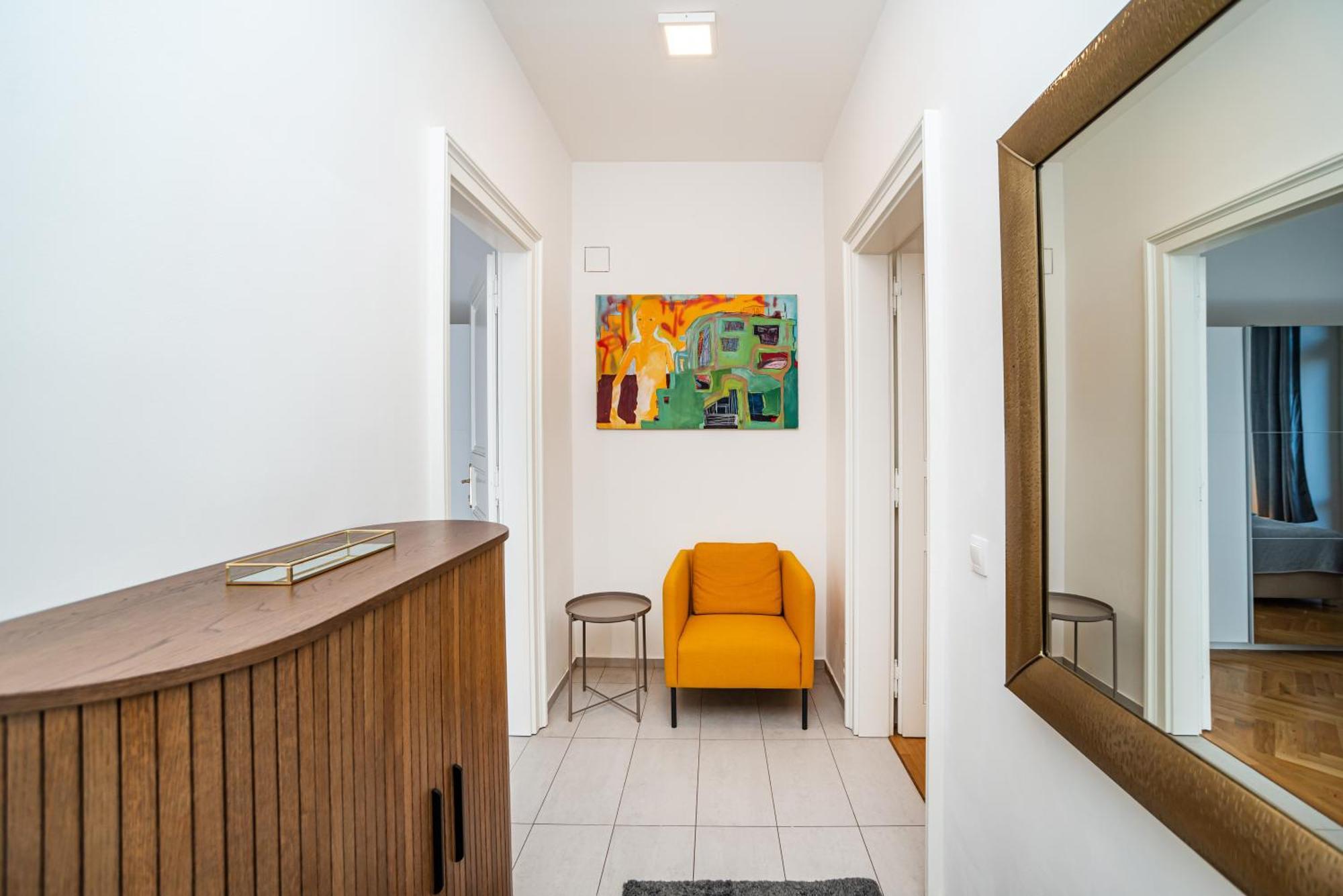 Cute With The Terrace And Ac Apartment