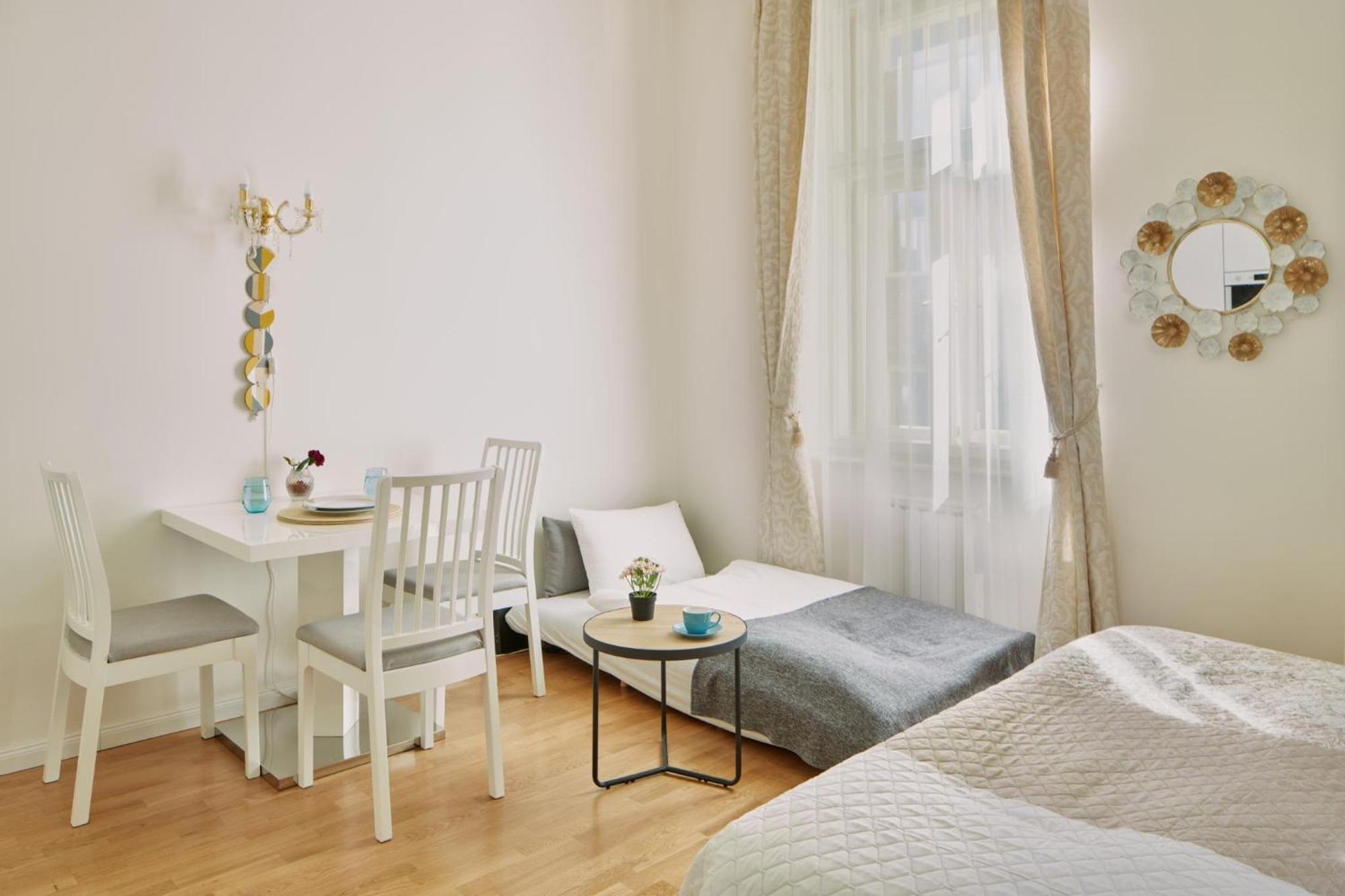 Days - Elegant Near Wenceslas Square Appartement