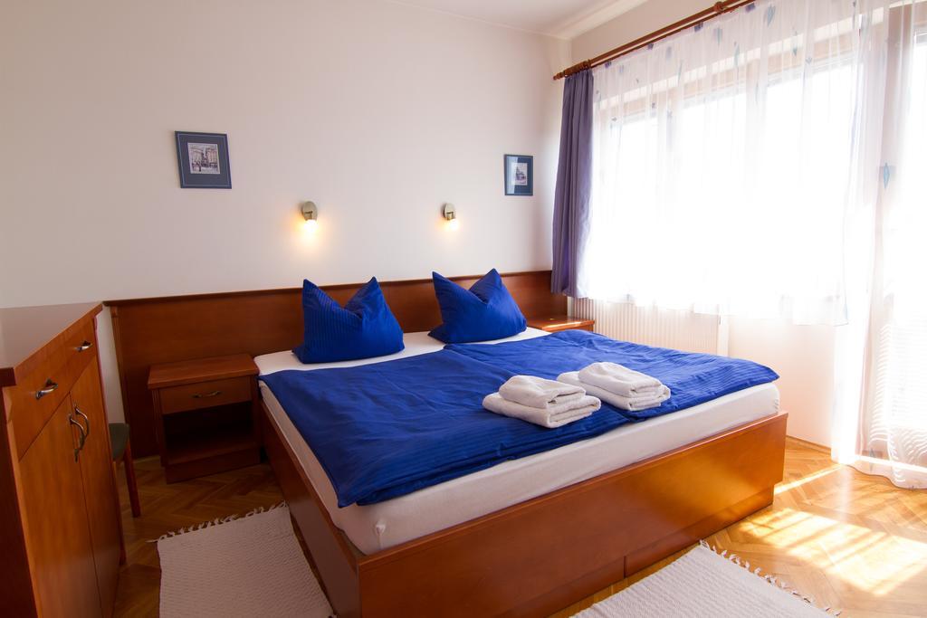 Granit Guest house 3*