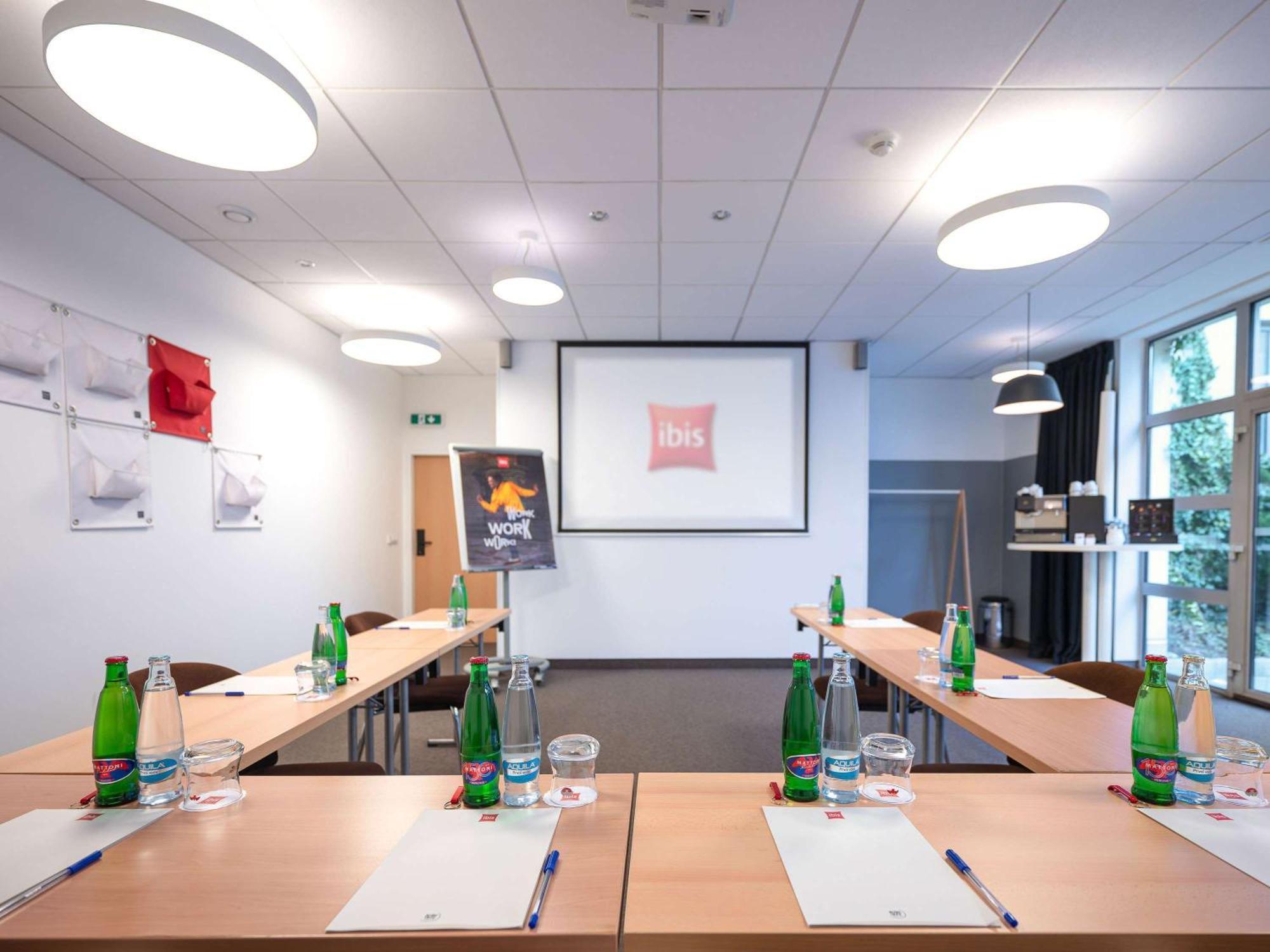 Ibis Wenceslas Square 3* Prague