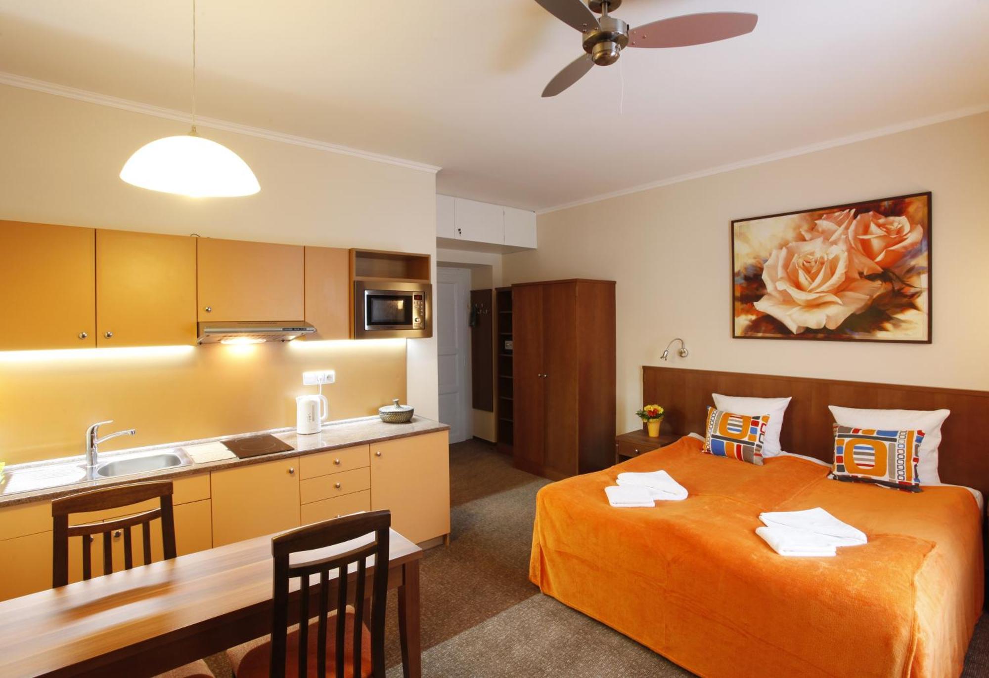 Aparthotel Anyday 3*