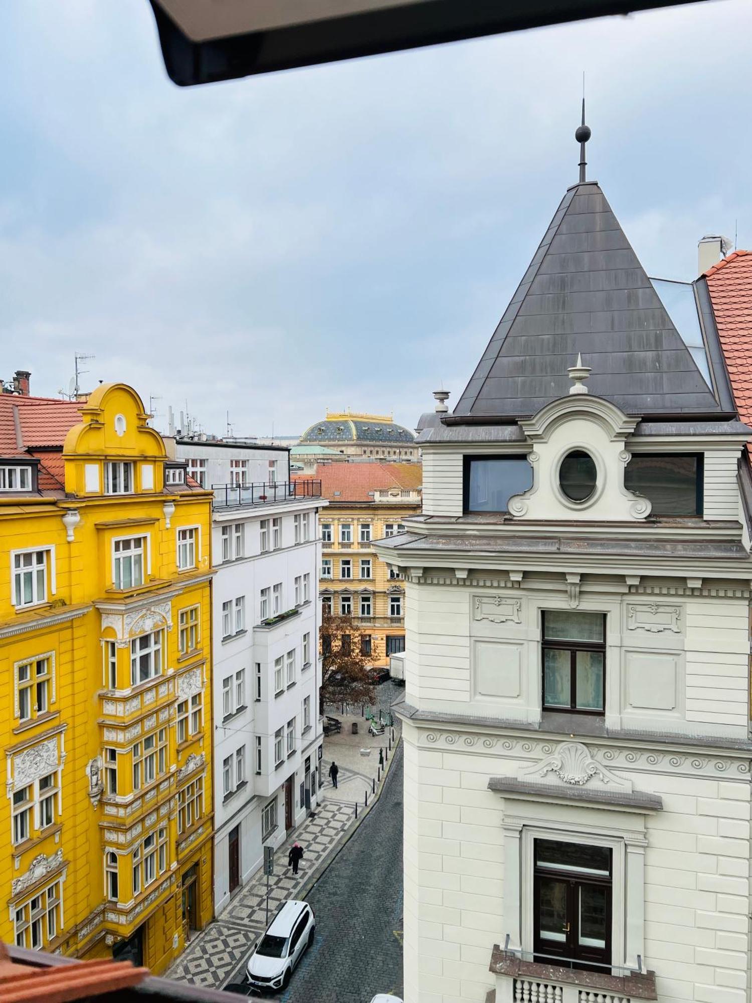 Appartement Central, Cozy & Stylish With Views Prague
