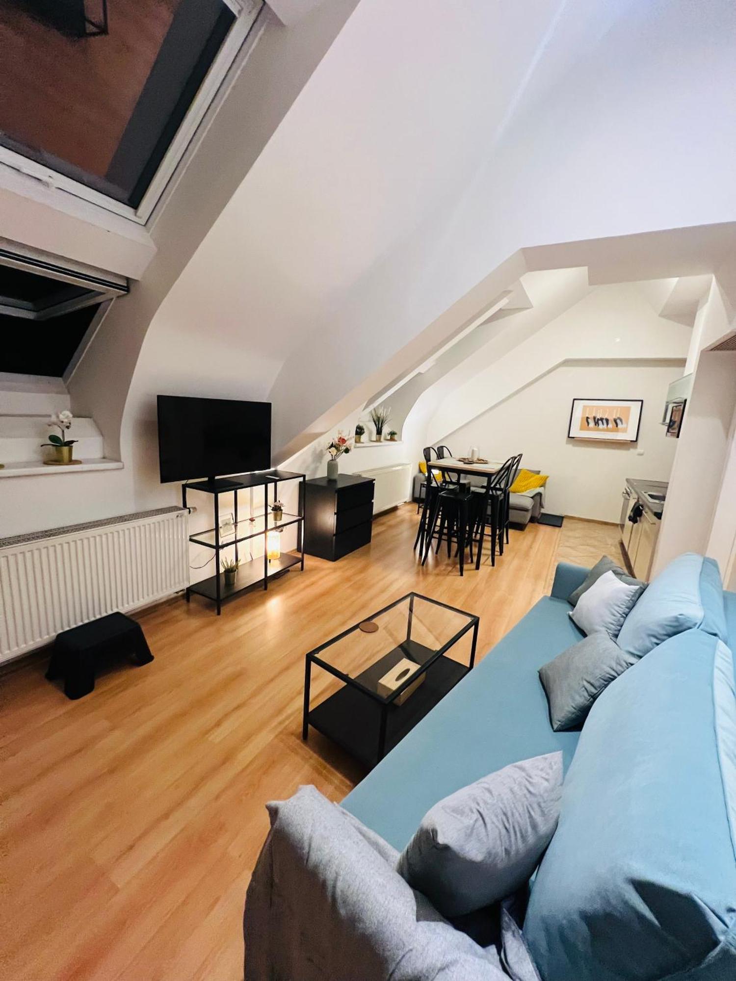 Central, Cozy & Stylish With Views Appartement