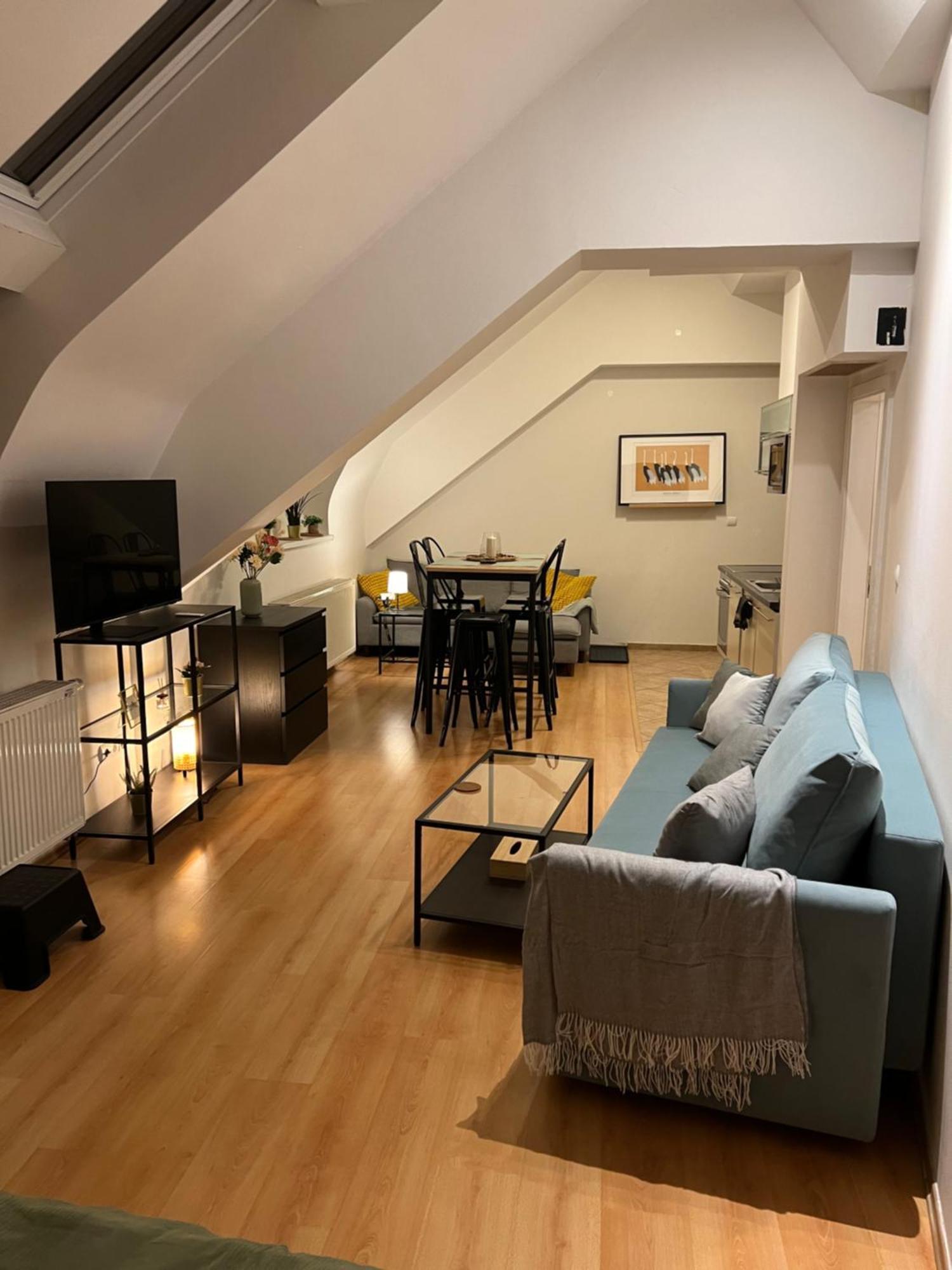 Central, Cozy & Stylish With Views Appartement
