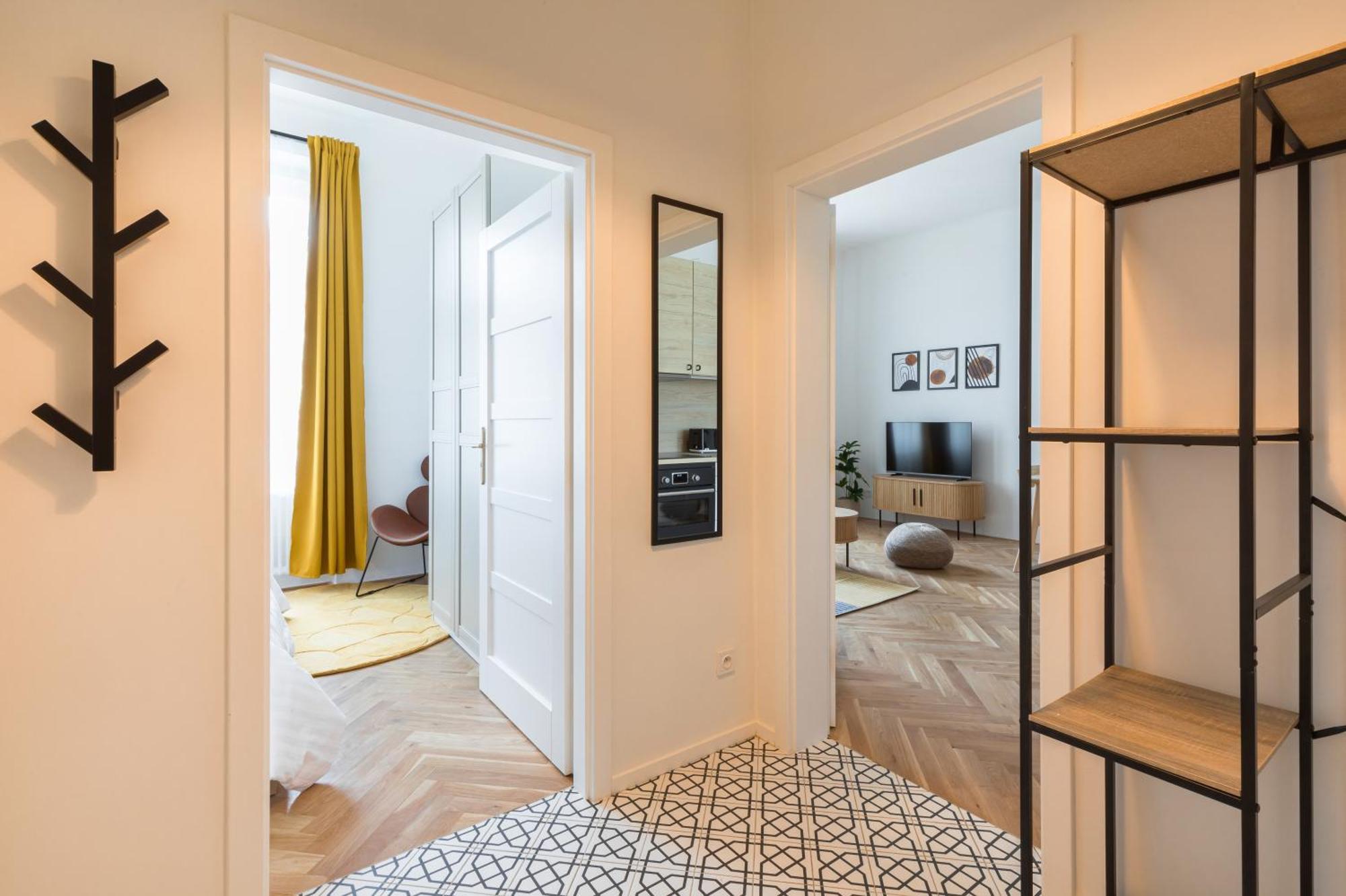 Beautiful Cozy For 2 People Apartment