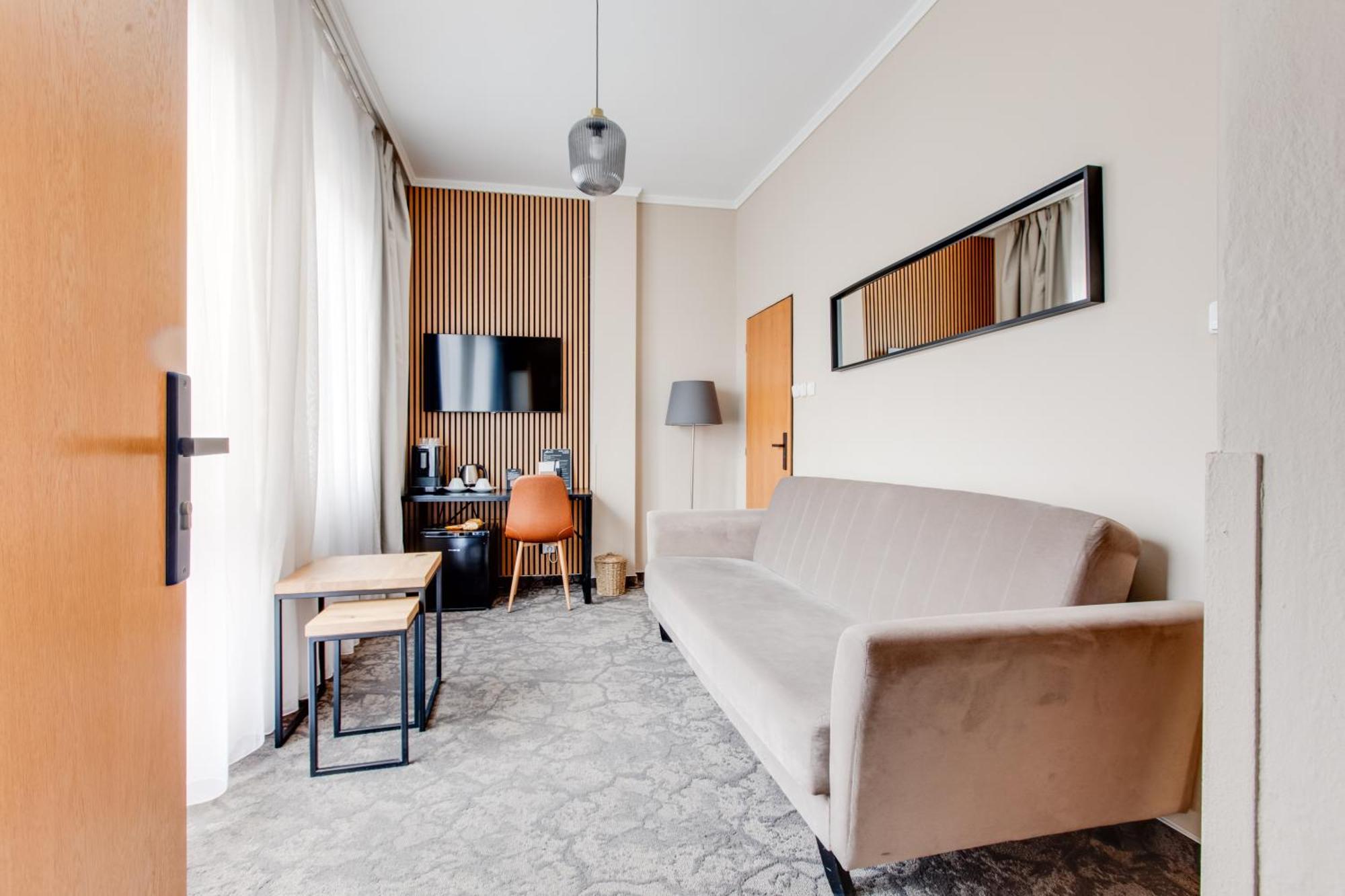 Andante 3* Prague