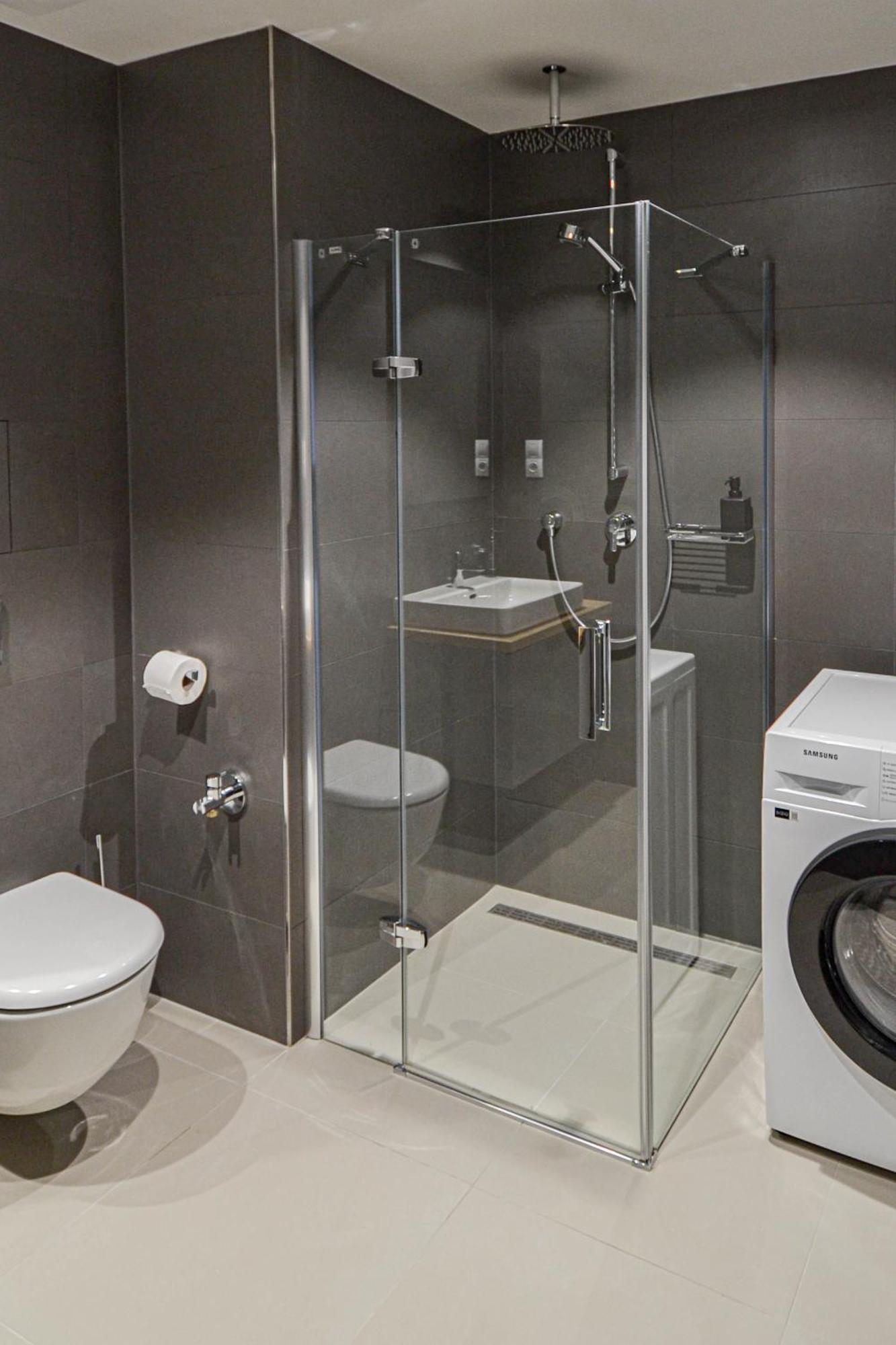 Japanese Design 3bdr In A Vibrant Area * Prague