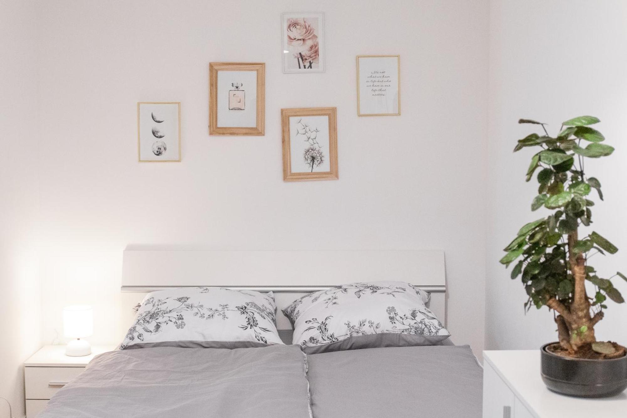 Minimalist In Wenceslas Square Apartment *