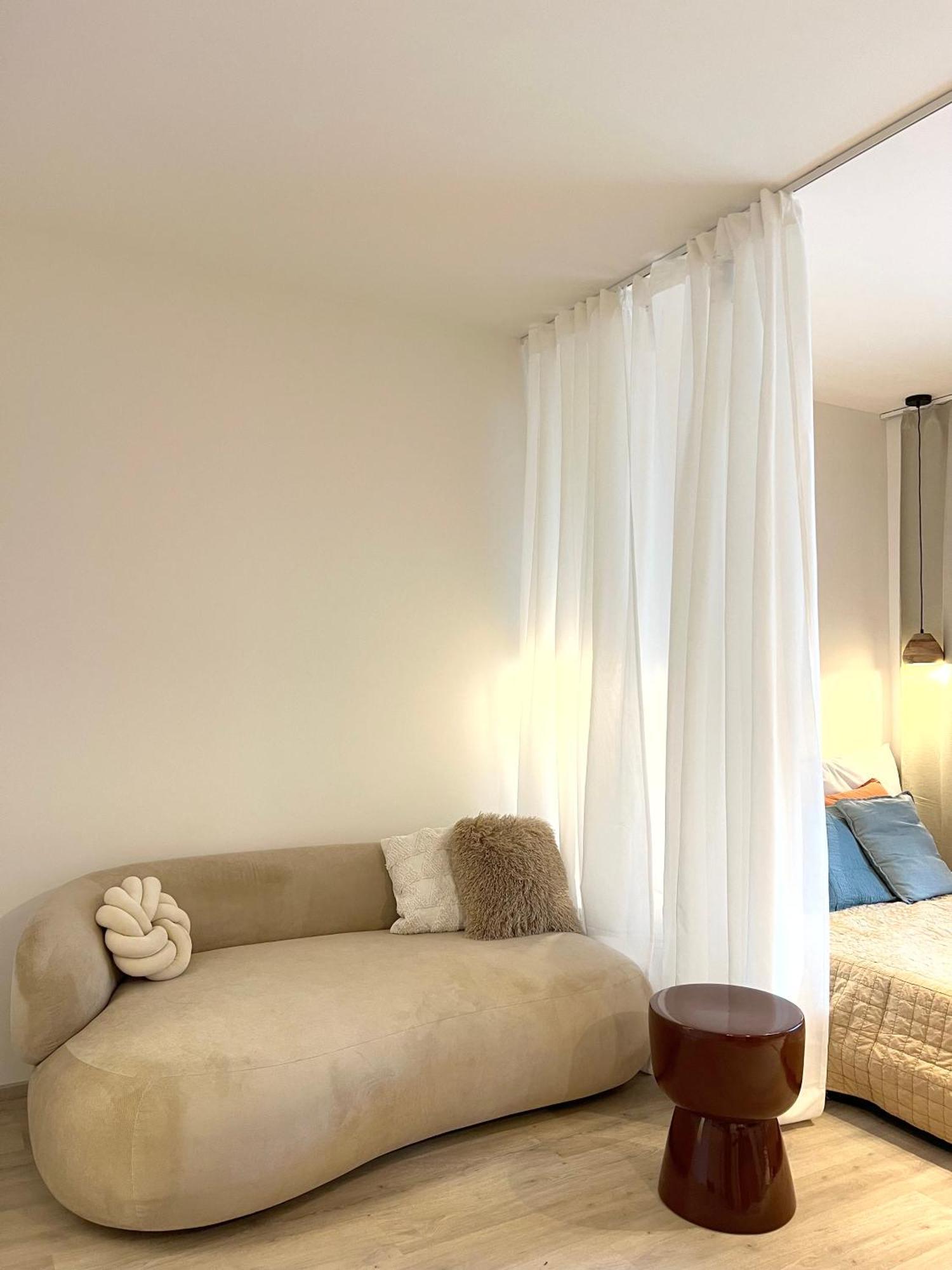 Japandi Pearl Stylish New * Prague