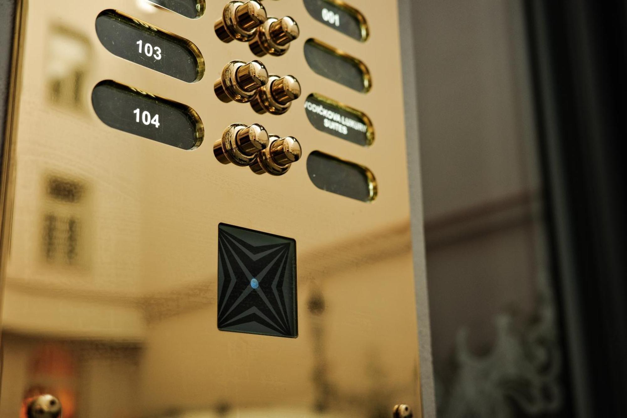 Apartment Vodickova Luxury Prague