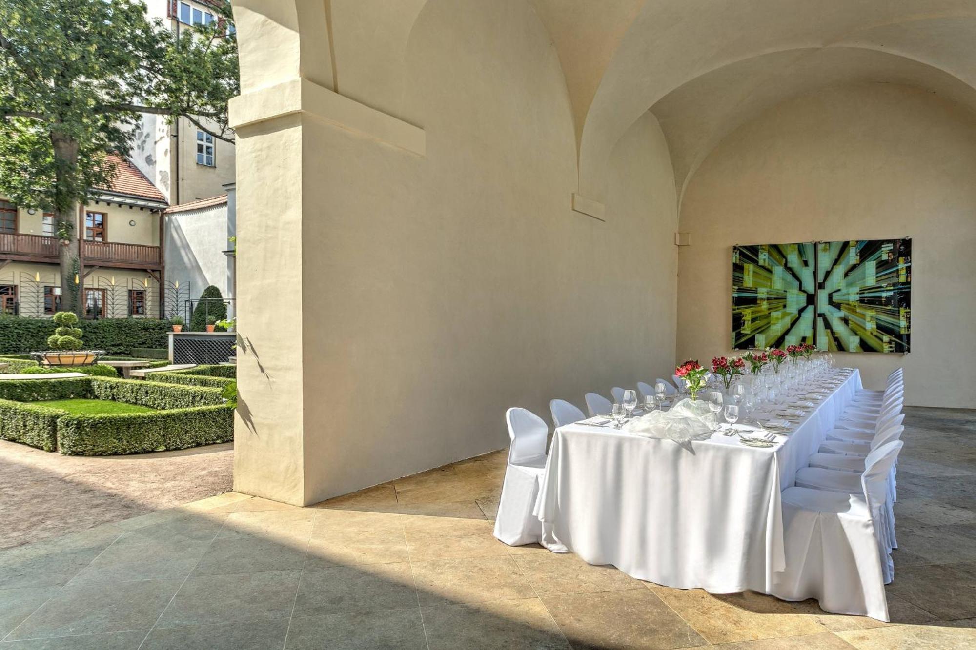 Augustine, A Luxury Collection Hotel,