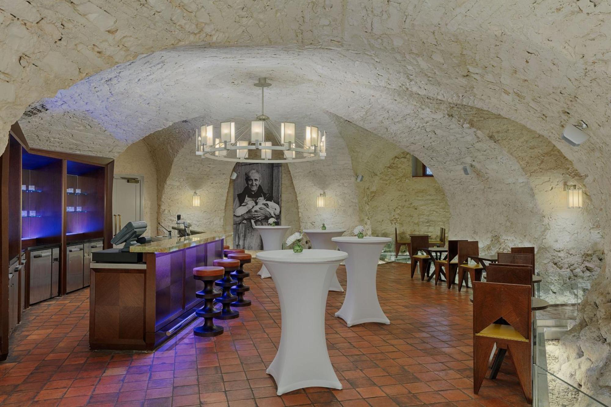 Augustine, A Luxury Collection Hotel,