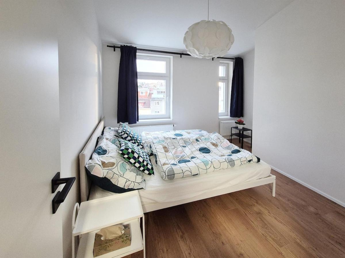 Modern Cosy Flat Near Vysehrad Prag