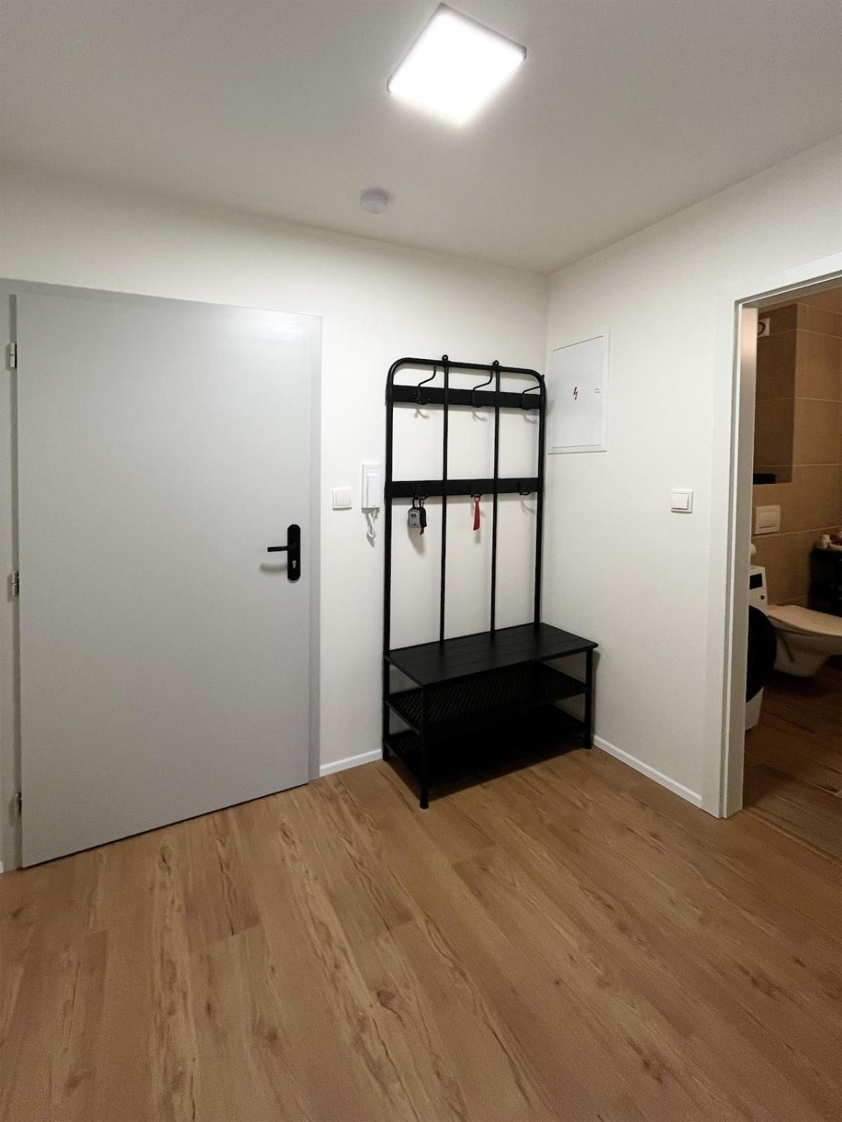 Modern Cosy Flat Near Vysehrad Daire Prag