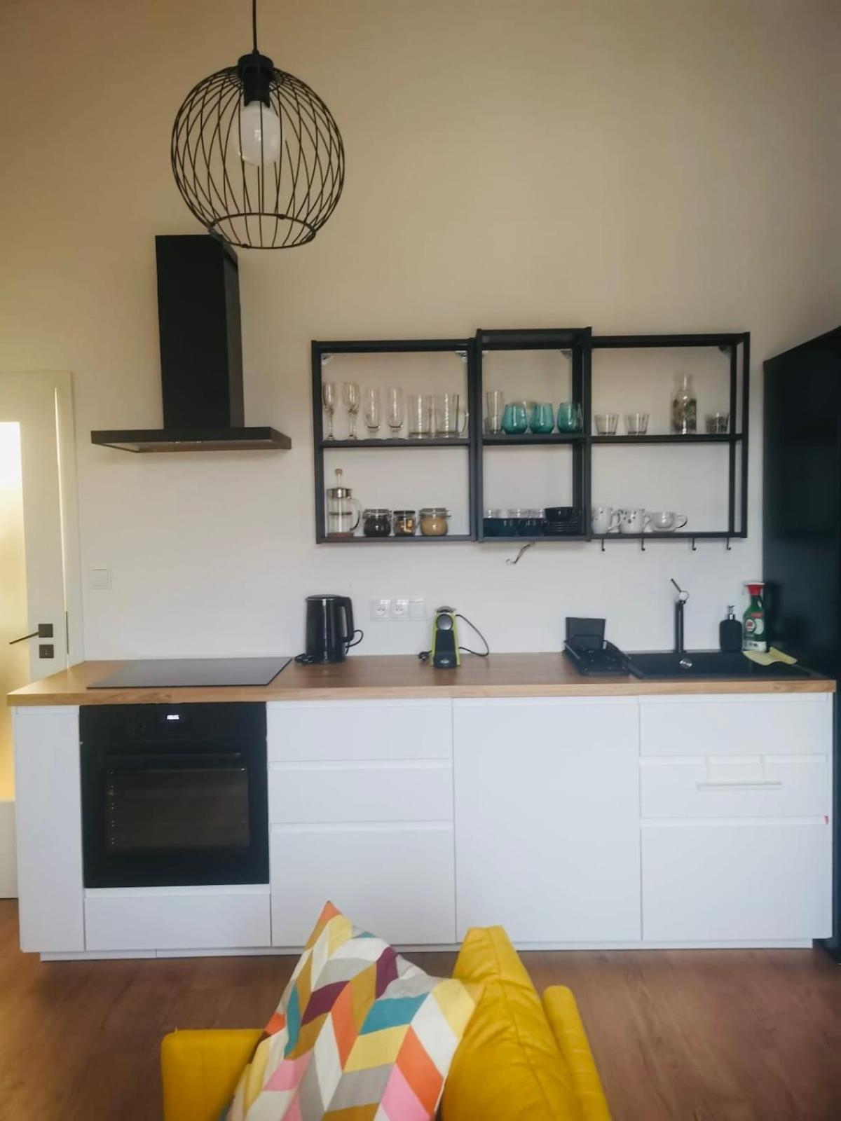 Modern Cosy Flat Near Vysehrad Prag