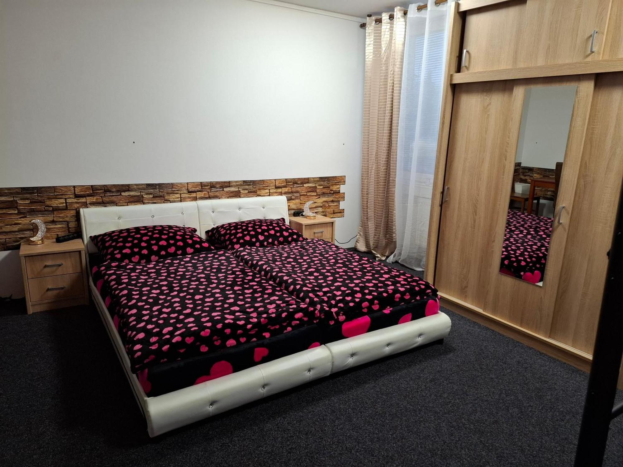 Rena Guest house