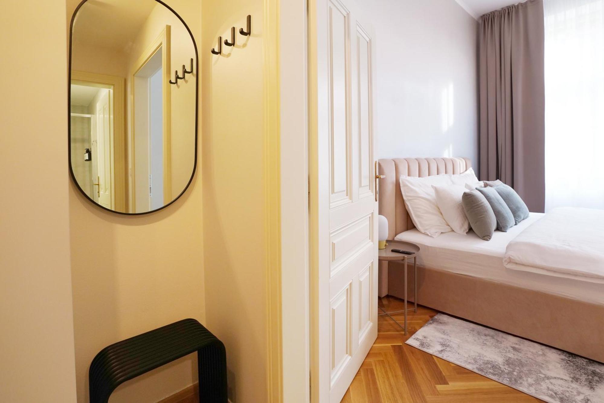 Luxemi I Center Premium Apartment
