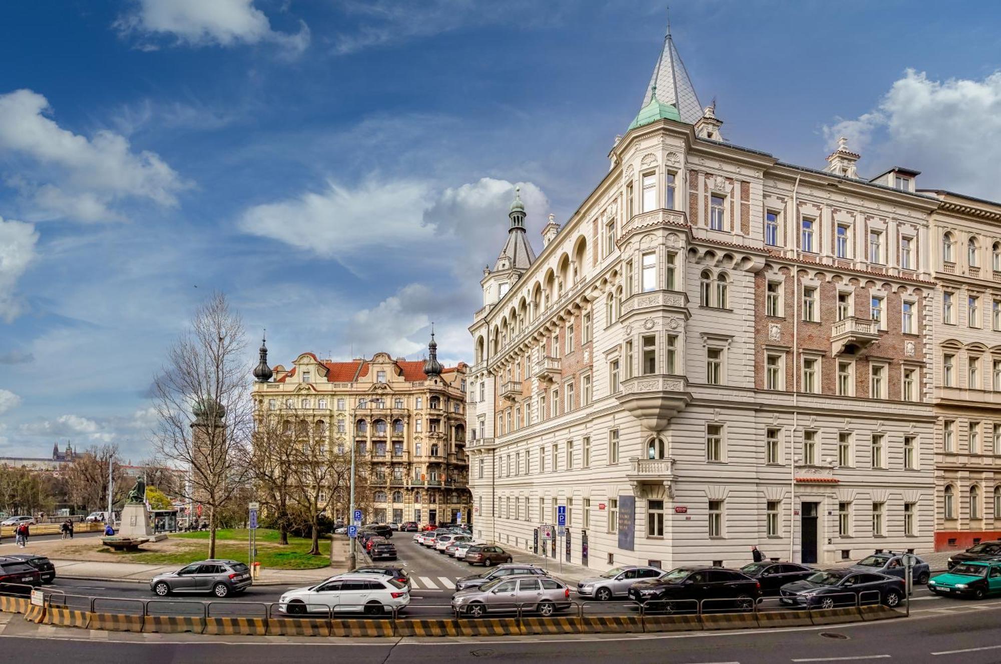 River Dance By Adrez Aparthotel 5*