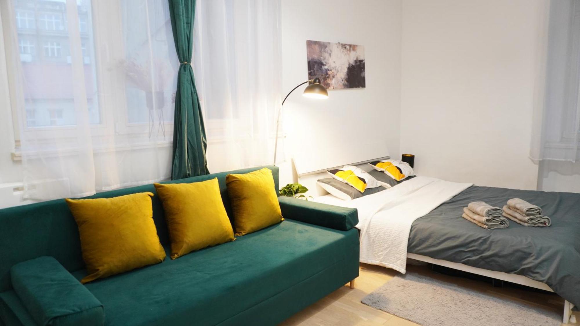 Quiet Cozy In The Center Daire