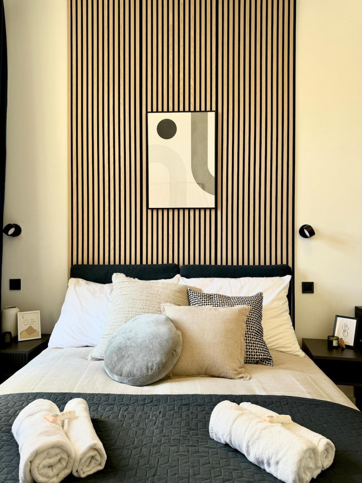 Apartment 10 Minutes Charles Bridge Modern Apartment,