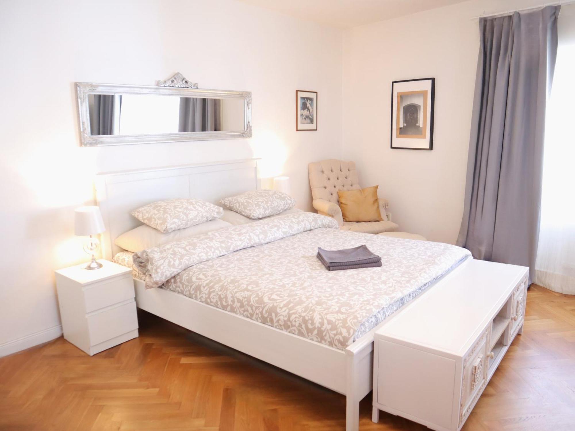 Apartamento At The Blue Lion & Parking Assistance Praga