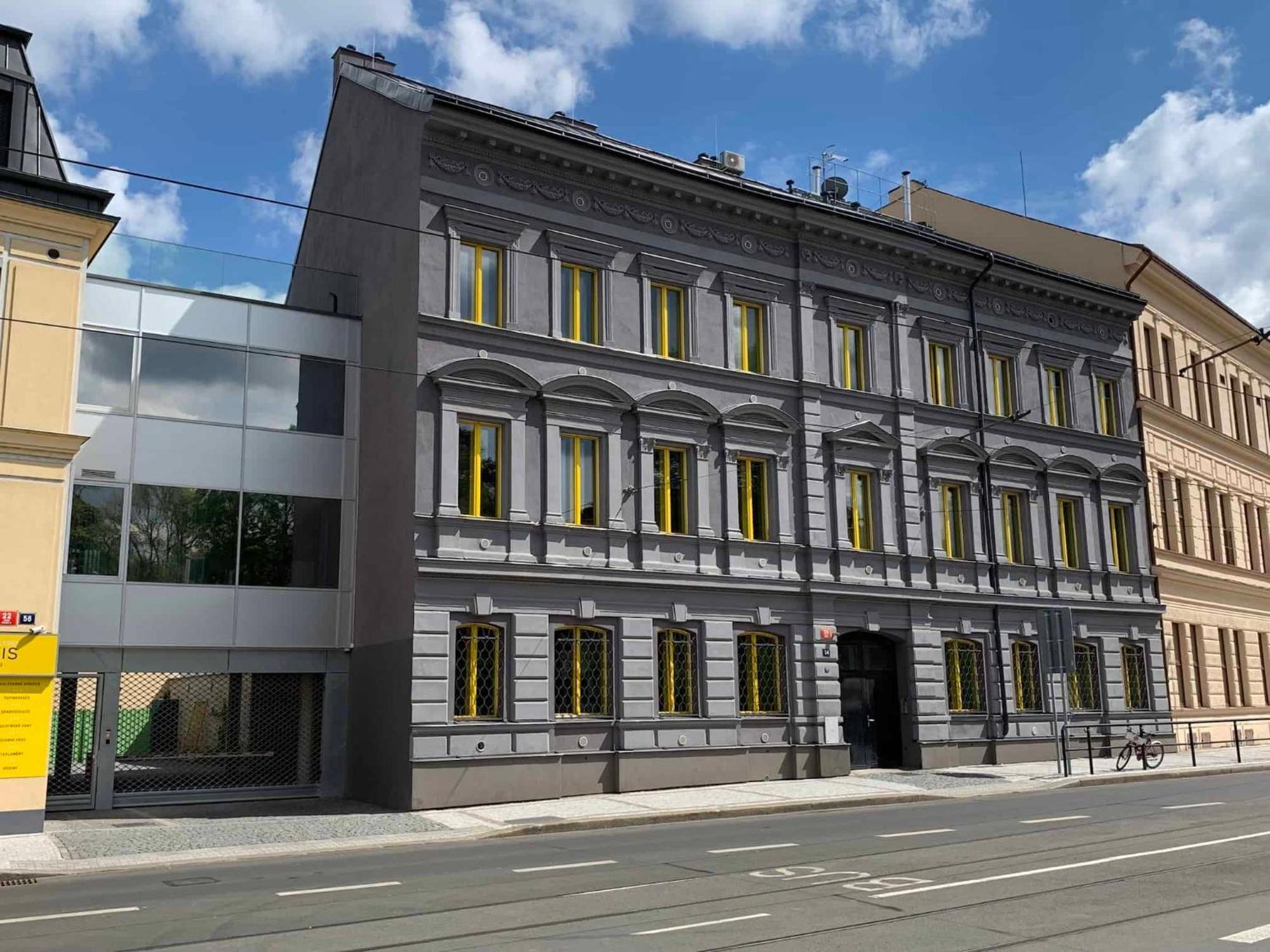Daire Lyly - Modern Apartment, Free Parking, Near The Metro Prag