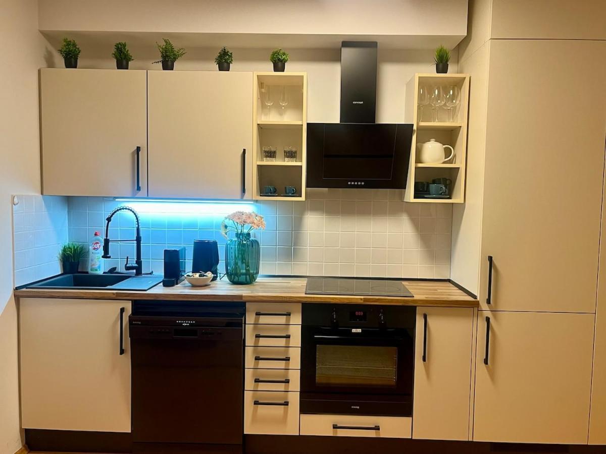 Family Arena Apartment